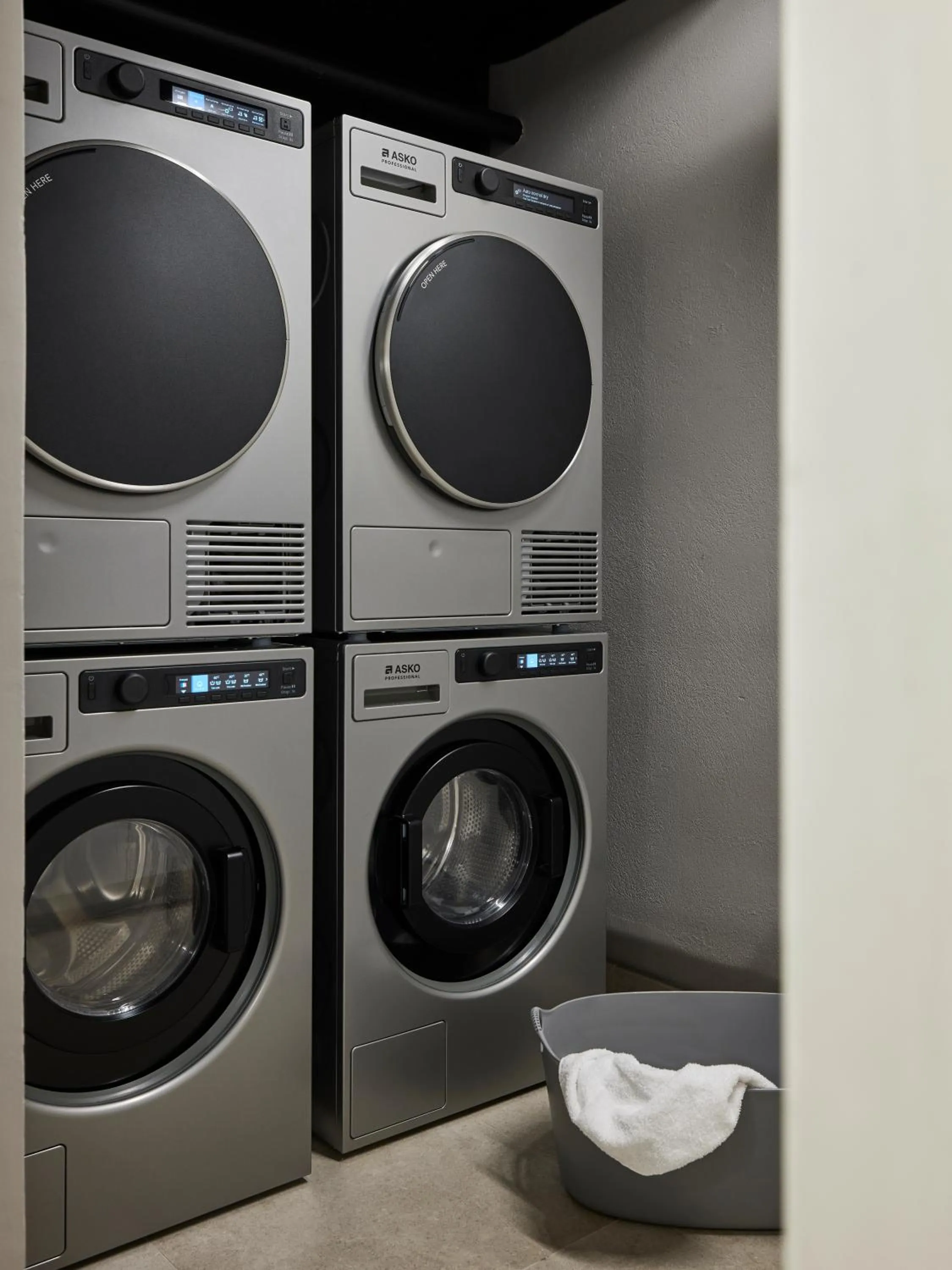 washing machine in Base Lausanne