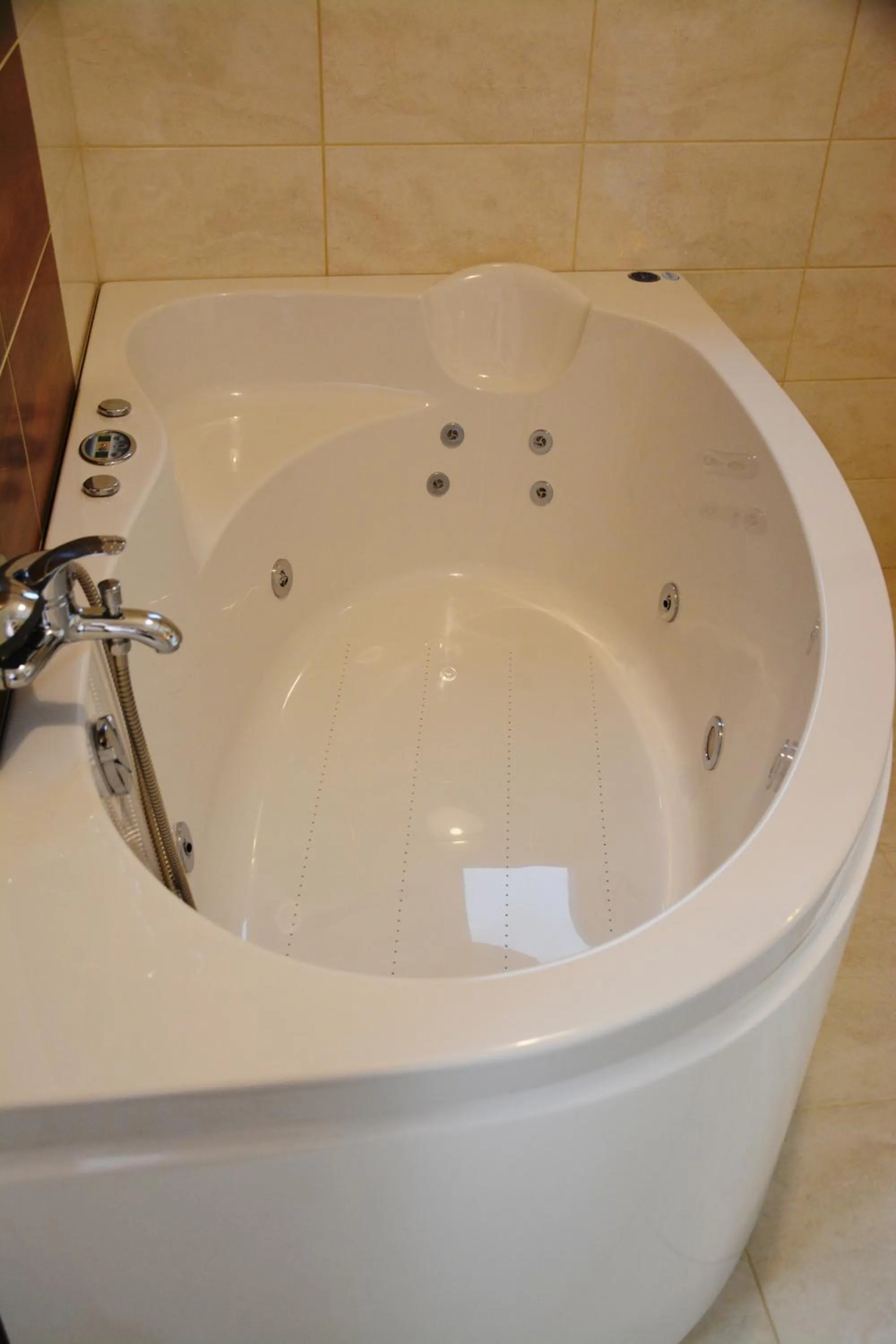 Bathroom in Hotel Irena