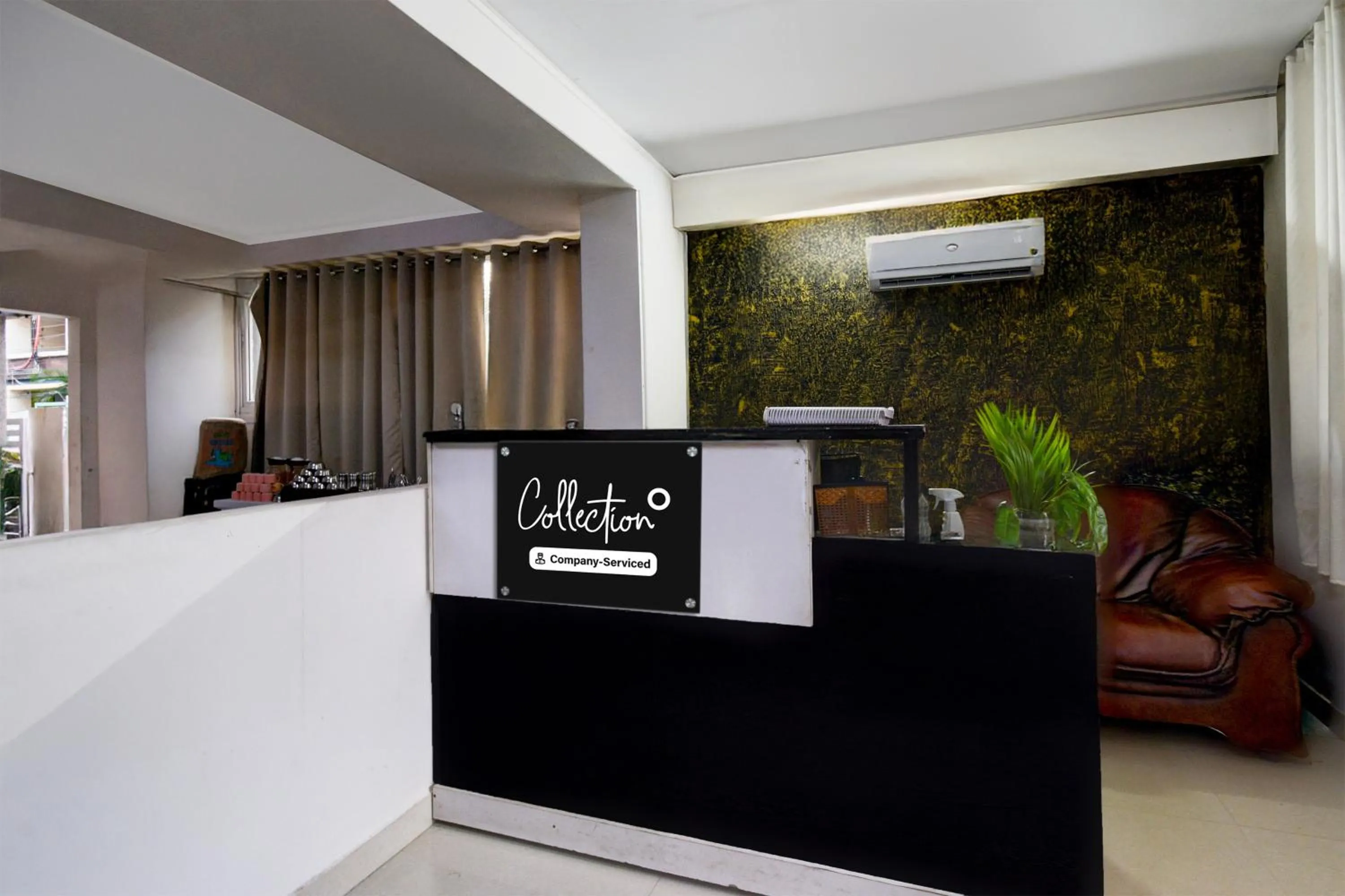 Lobby or reception in Super Collection O Atlas DLF Formerly Hillside