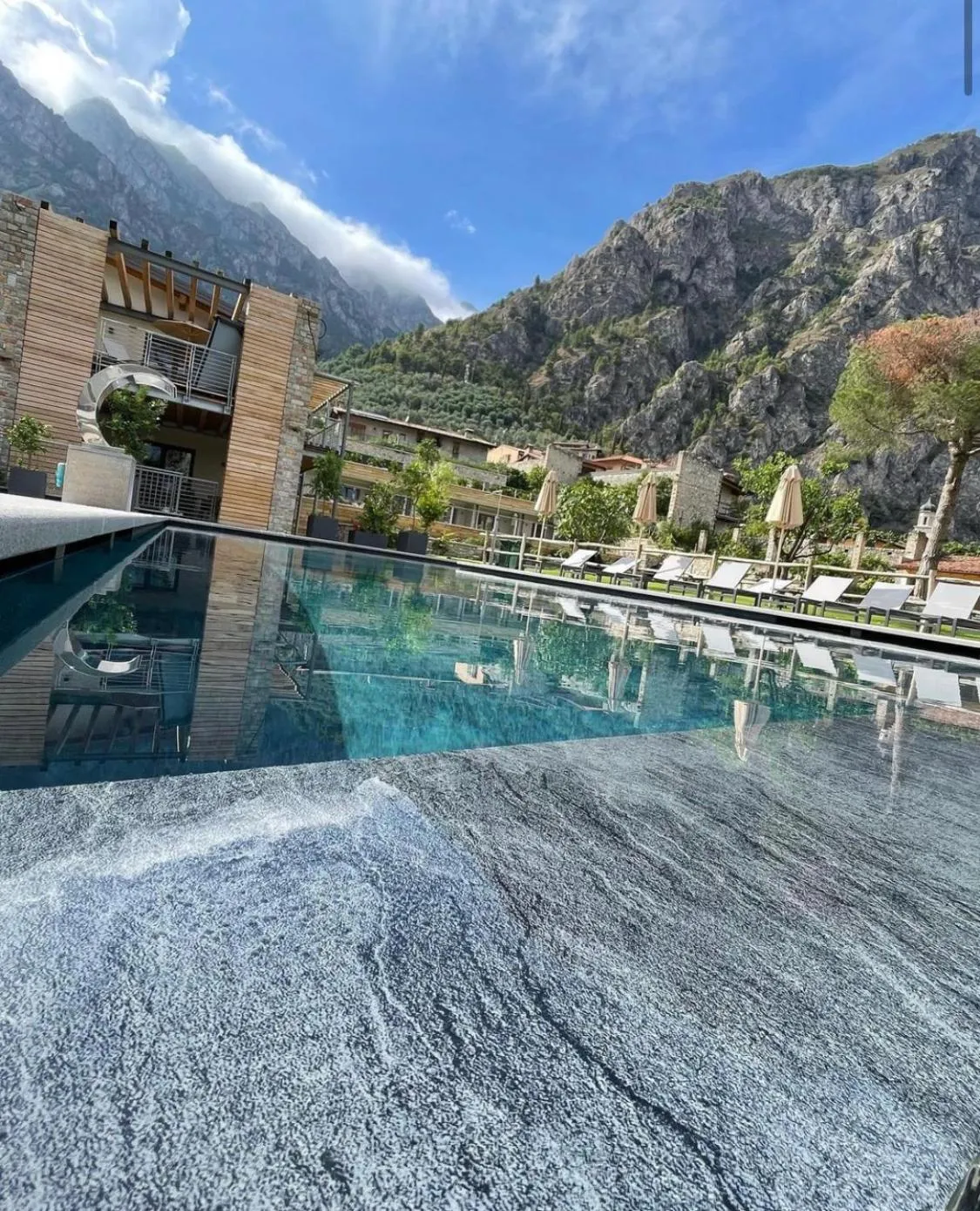 Swimming pool in Sibenbras Natural Aparthotel