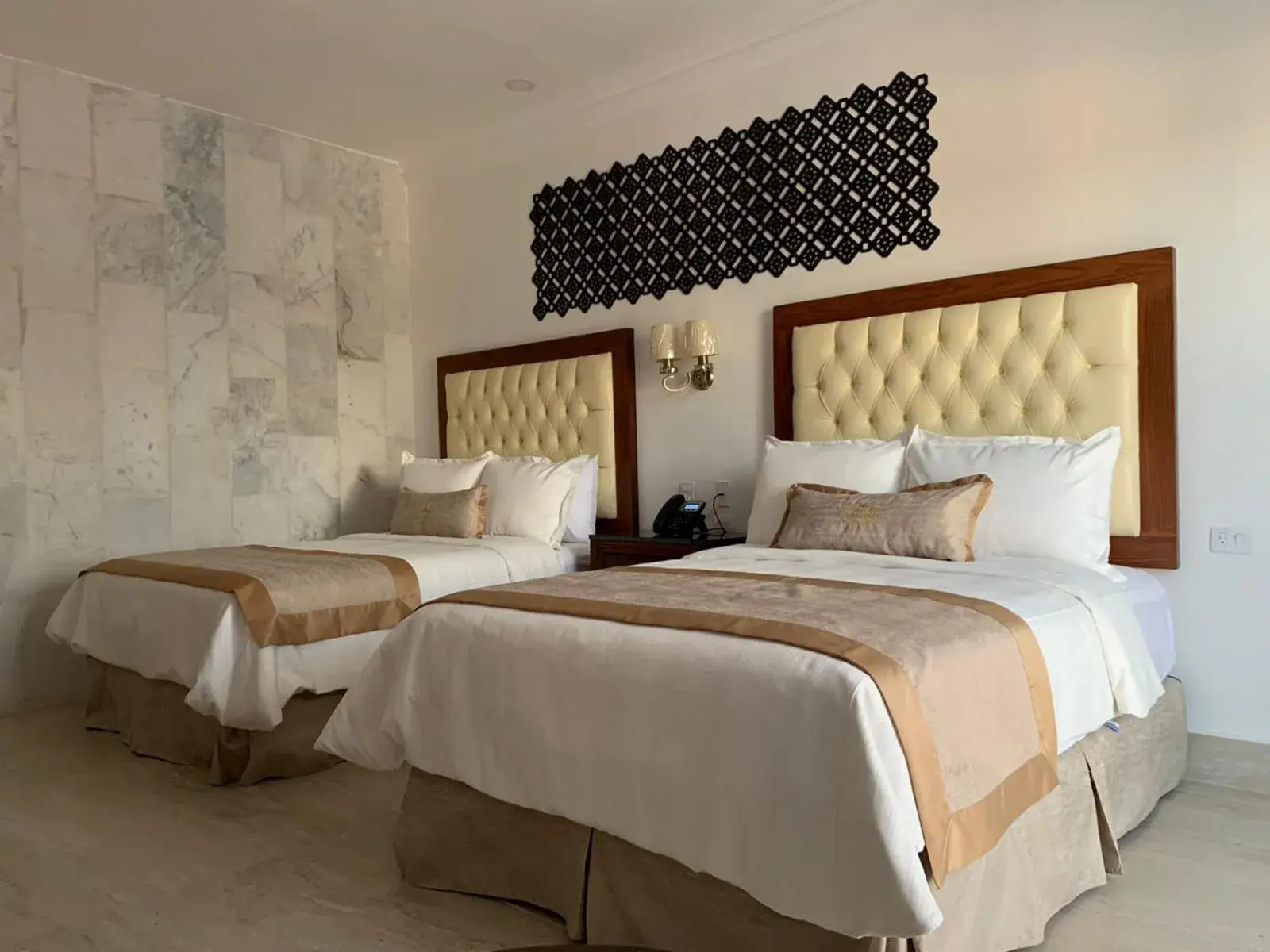 Double Room in Real Hispano Double Room in Real Hispano