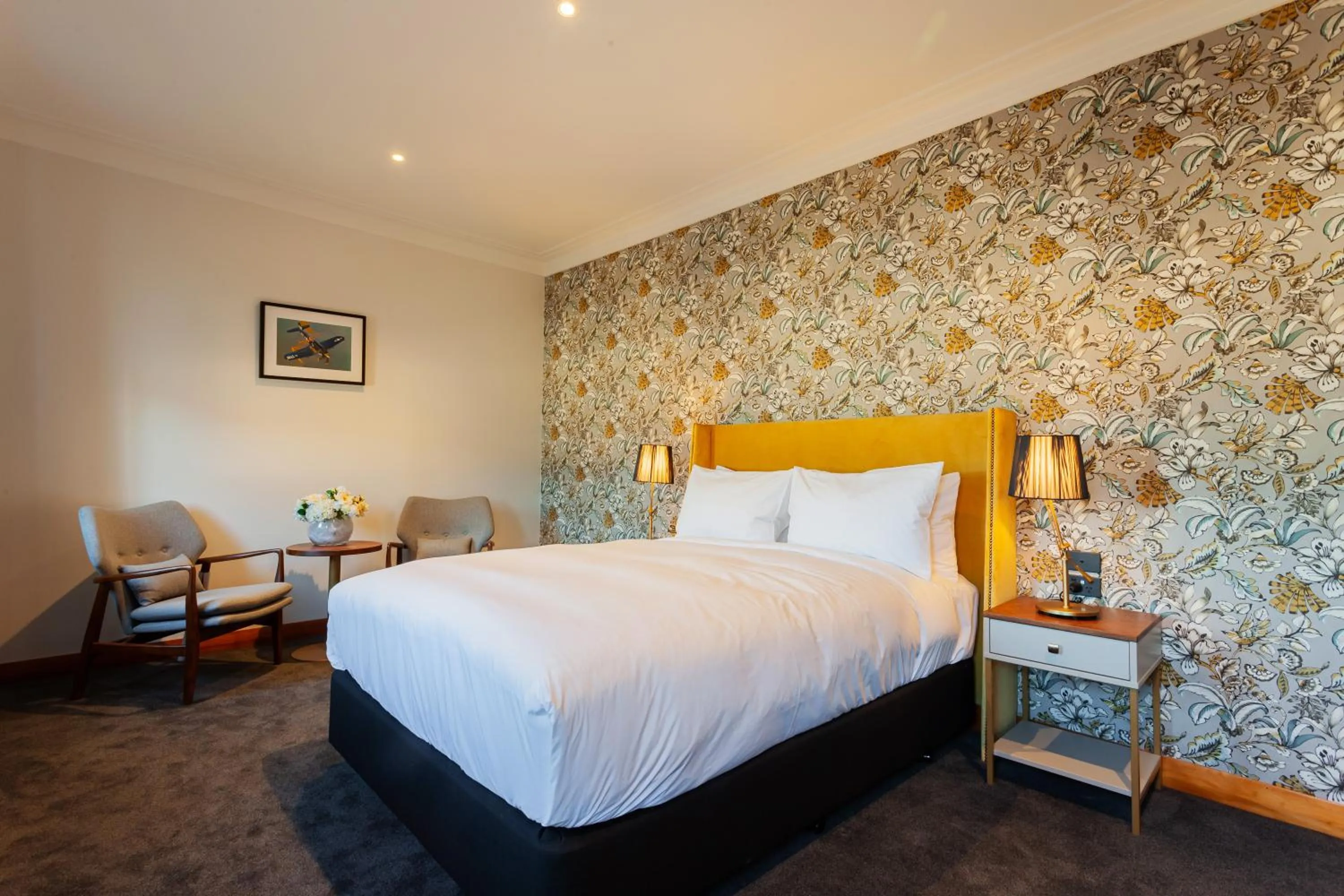 Photo of the whole room, Bed in Wigram Hotel