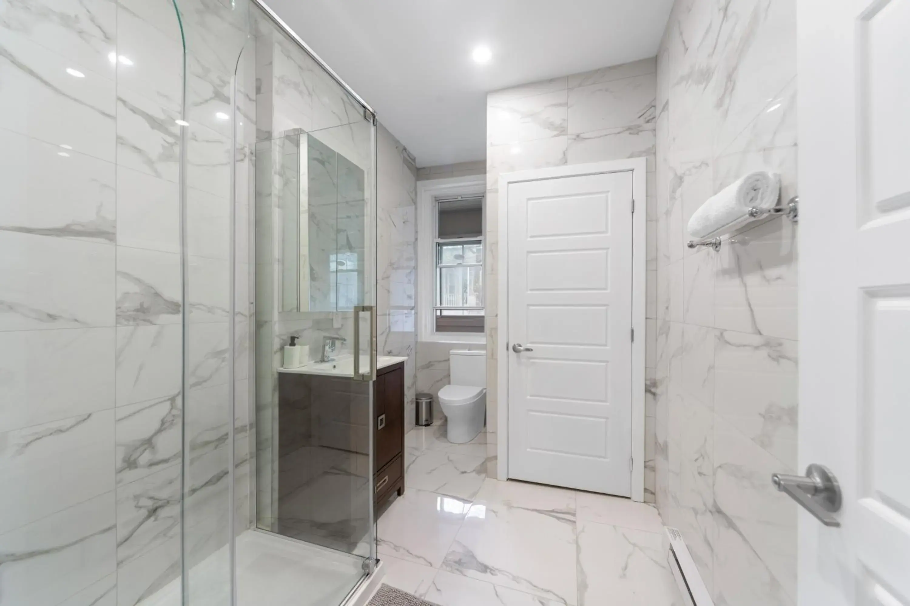 One-Bedroom Suite in Stonewall Suites One-Bedroom Suite in Stonewall Suites