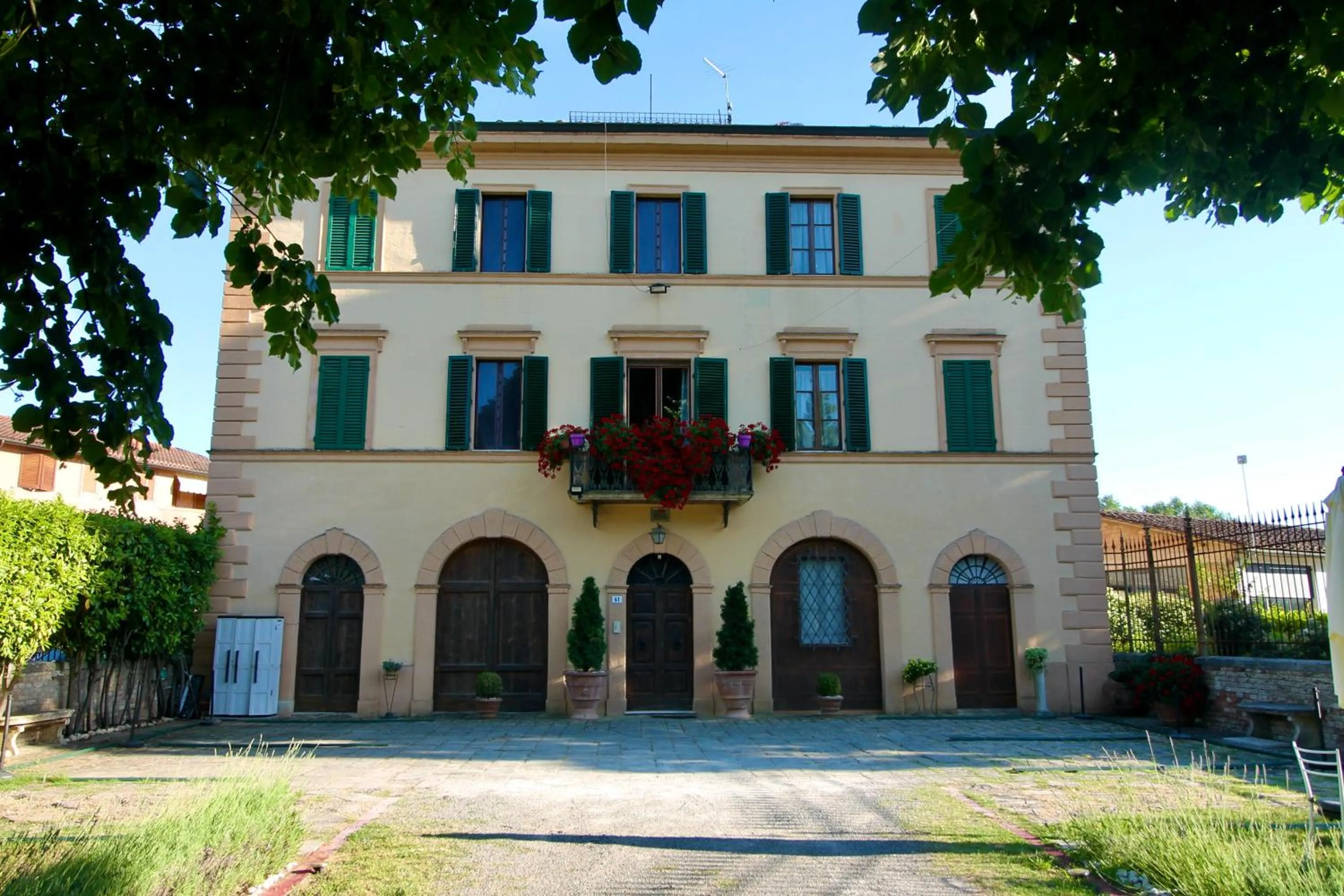 Property building in Villa Sant’Andrea