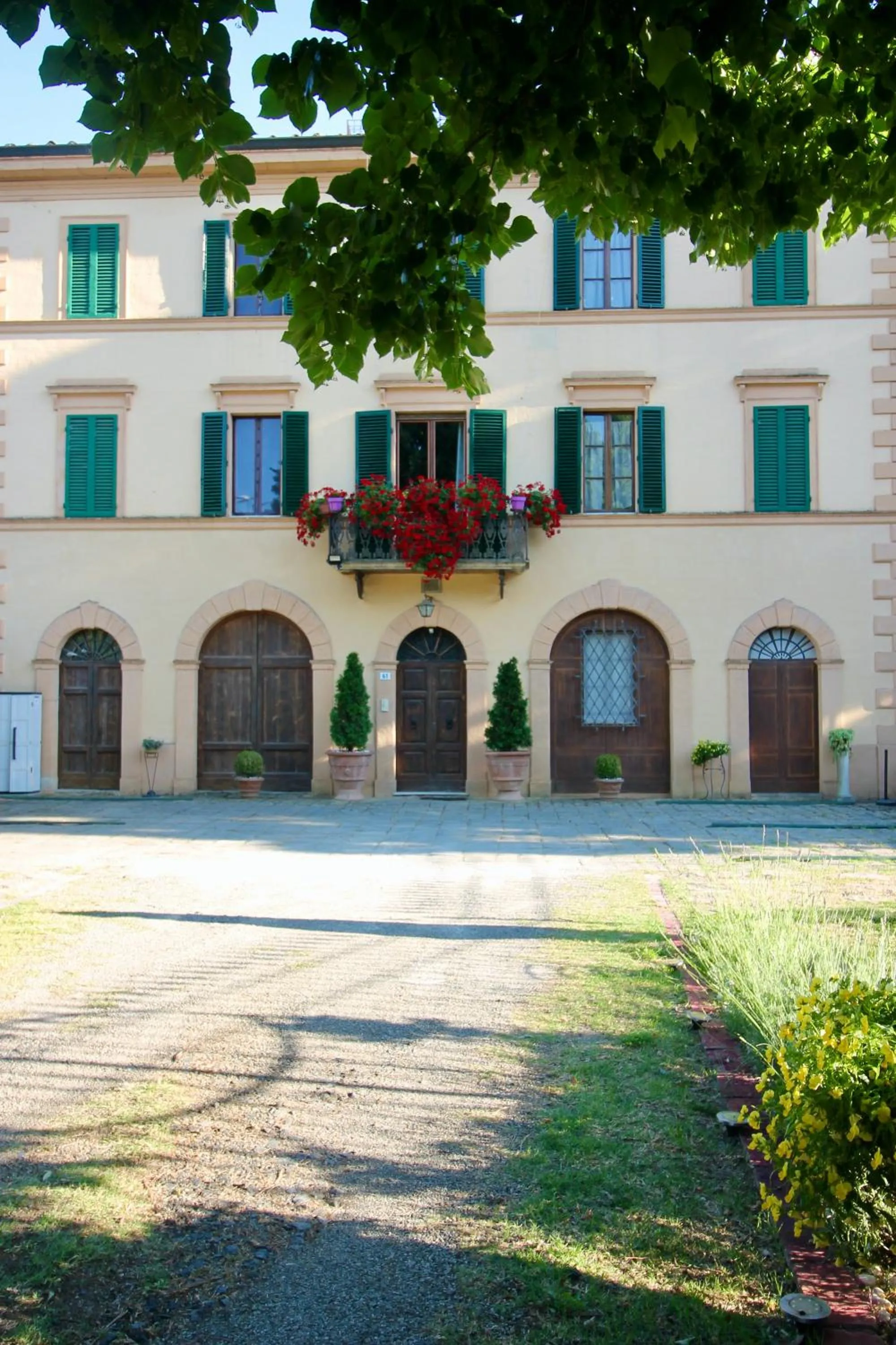 Property building in Villa Sant’Andrea