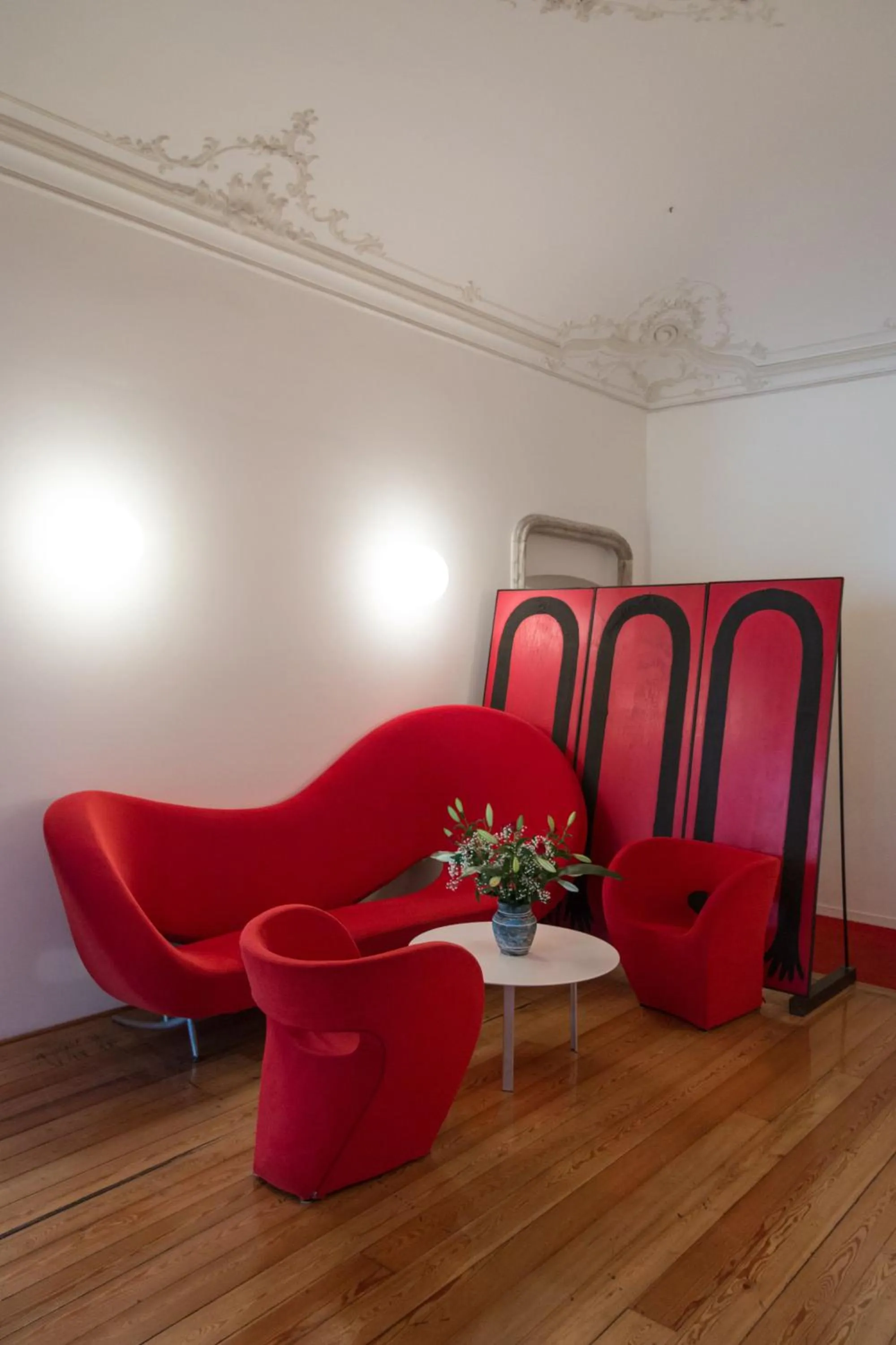Seating area in Palazzo Cicala