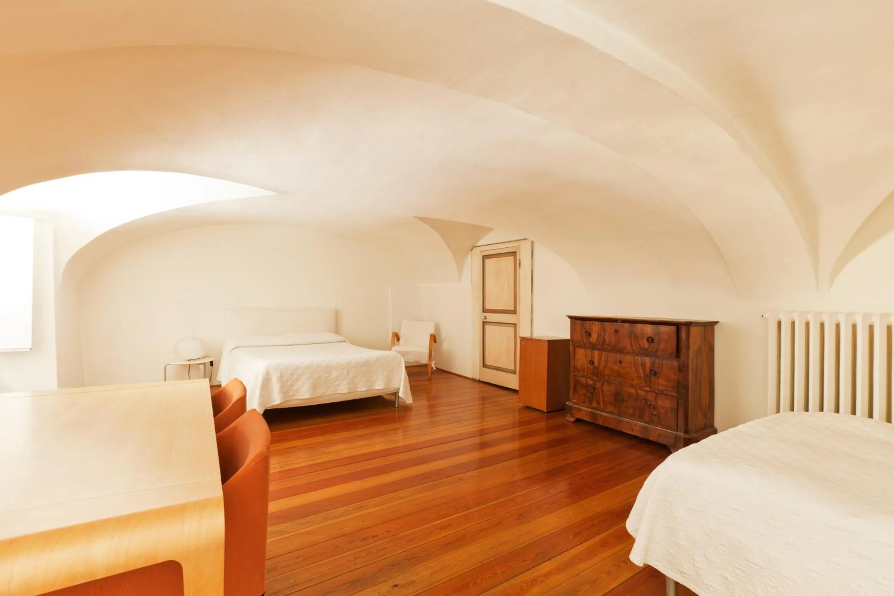 Photo of the whole room in Palazzo Cicala