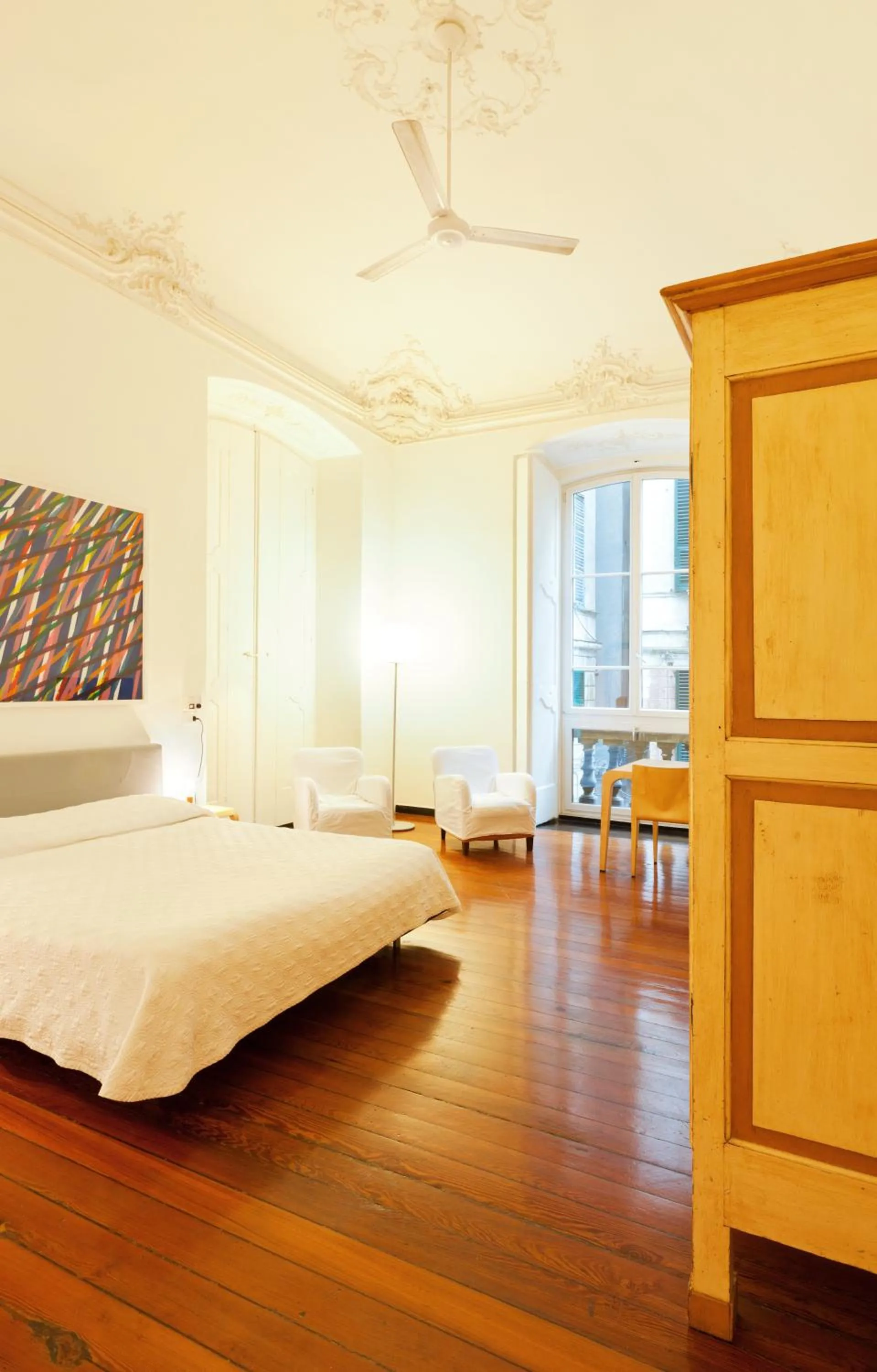 Photo of the whole room in Palazzo Cicala