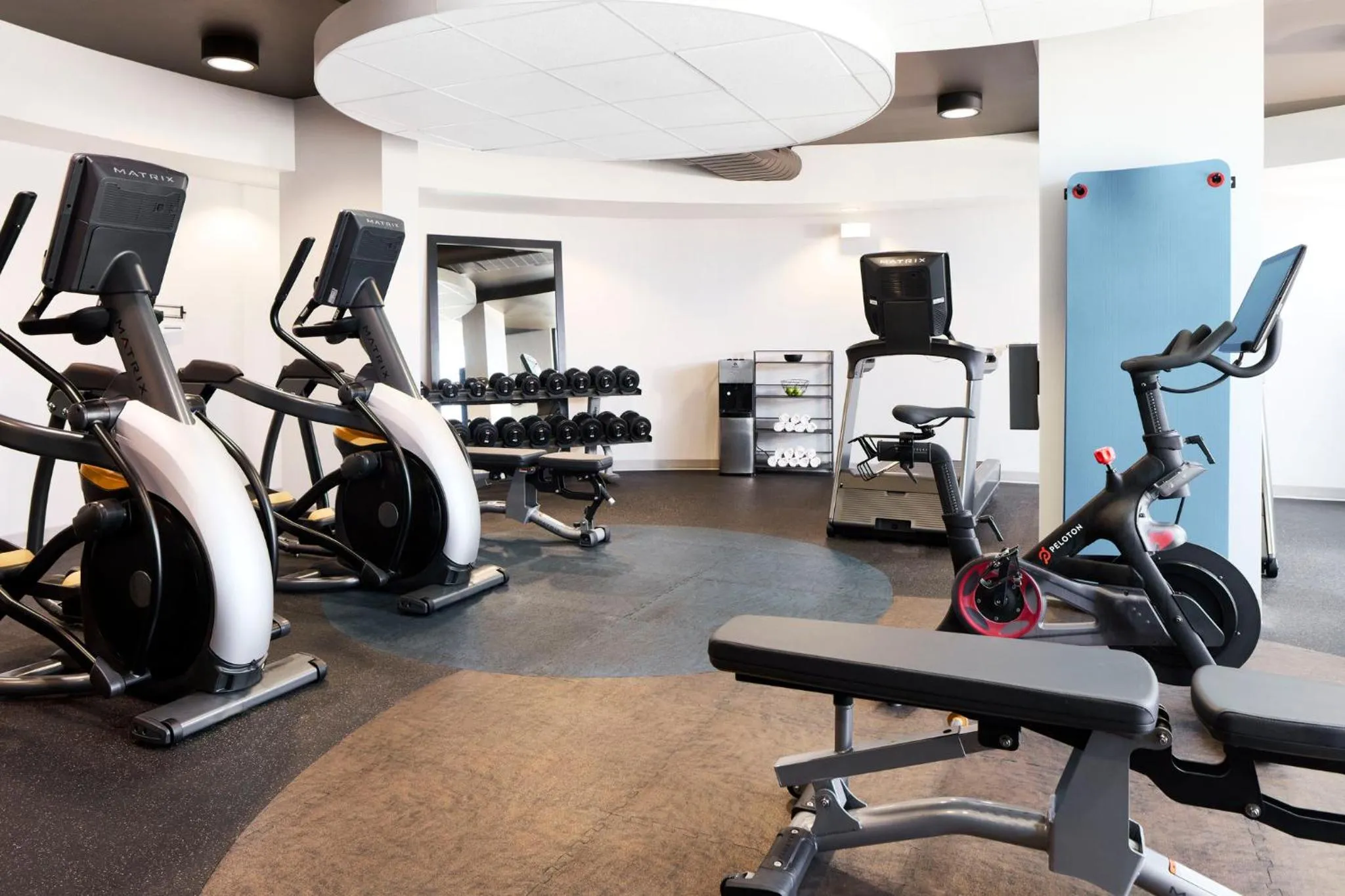 Fitness centre/facilities in Archer Hotel Falls Church