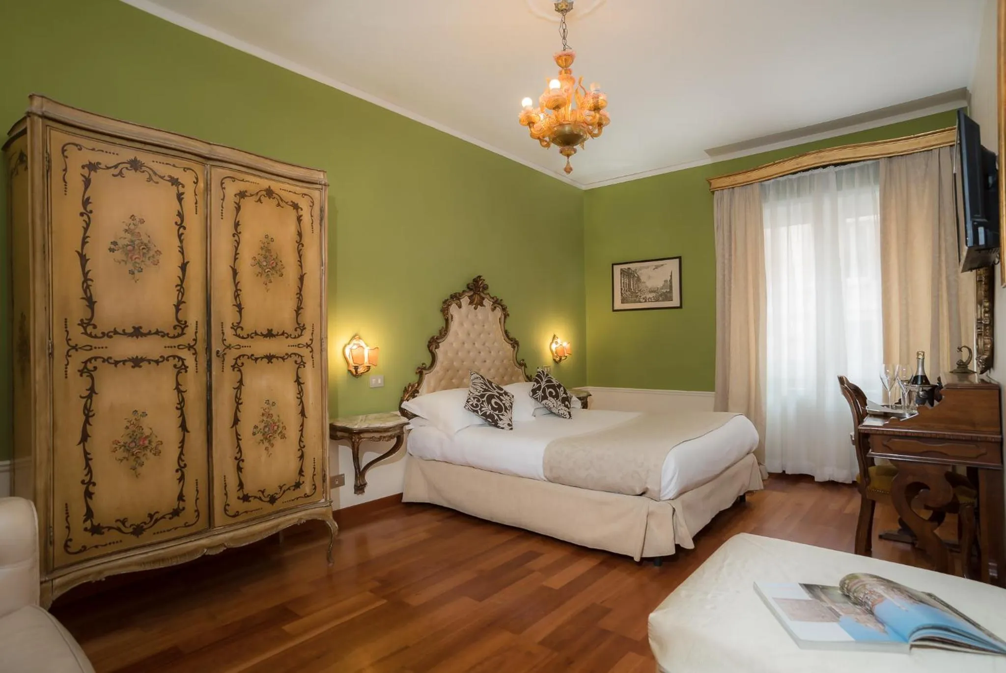 Photo of the whole room, Bed in Sotto La Cupola