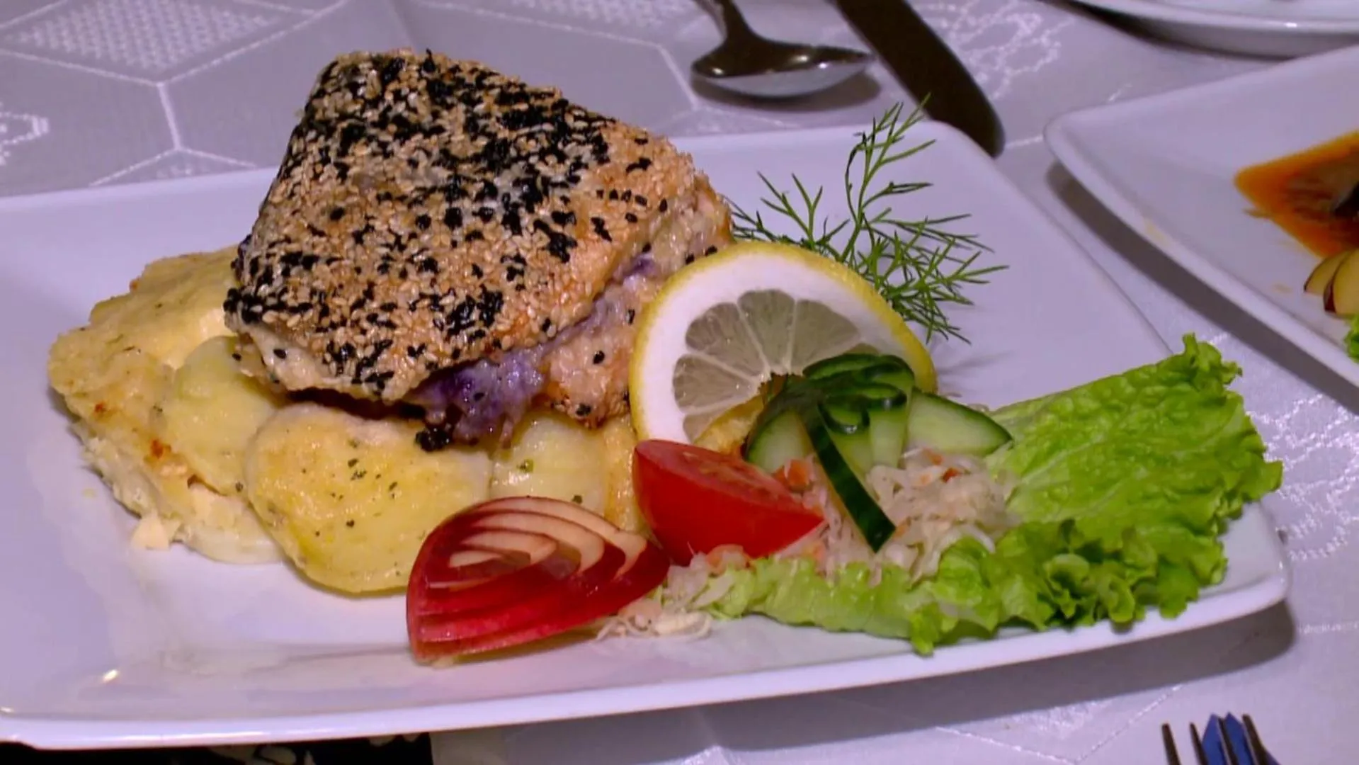 Restaurant/places to eat in Hotel Imperial Gyogyszallo es Gyogyfurdo