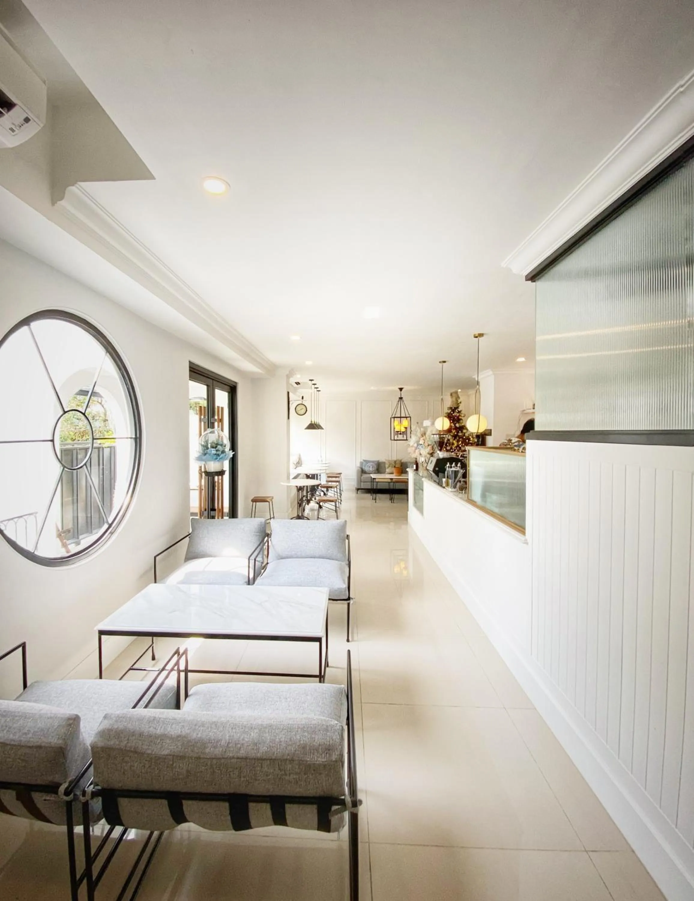 Loewys Home Tanjung Duren Jakarta Barat