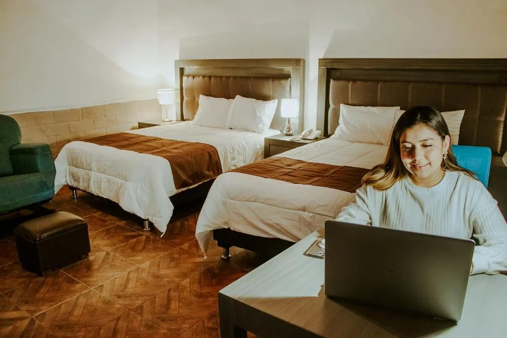 People, Bed in GRAN ALCÁZAR HOTEL BOUTIQUE