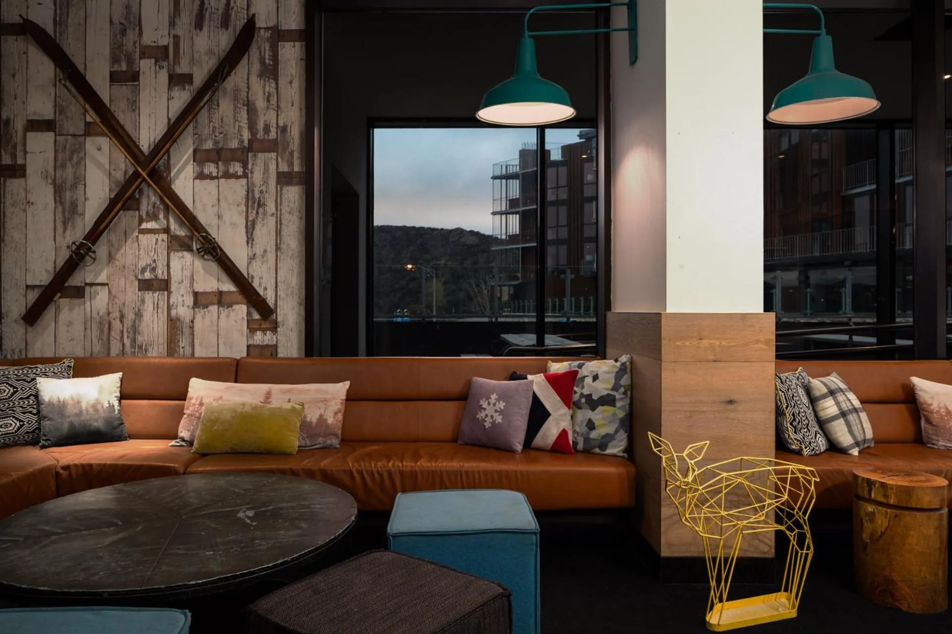 Lounge or bar in St Falls Resort