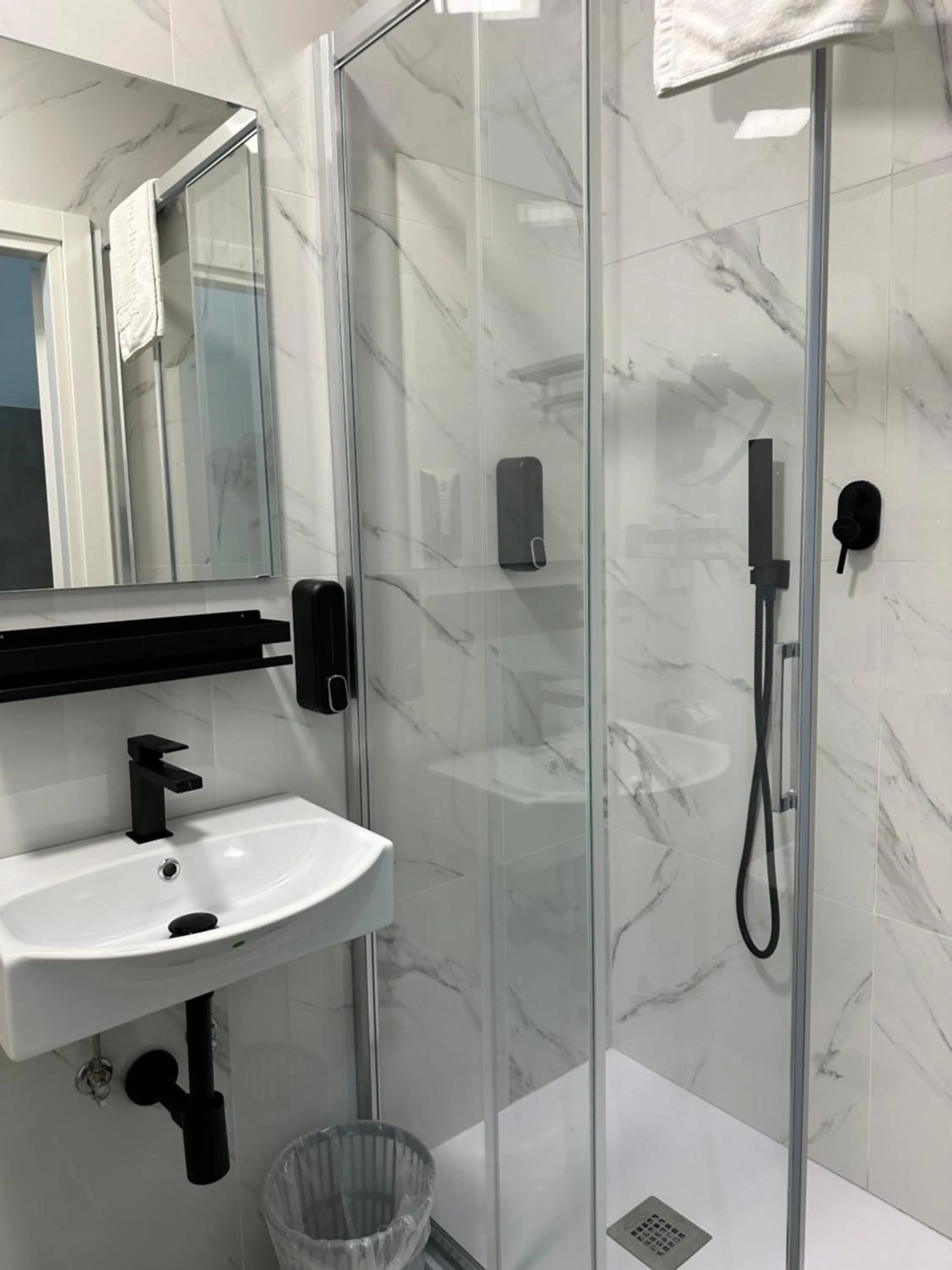 Bathroom in Hotel Sol Levante