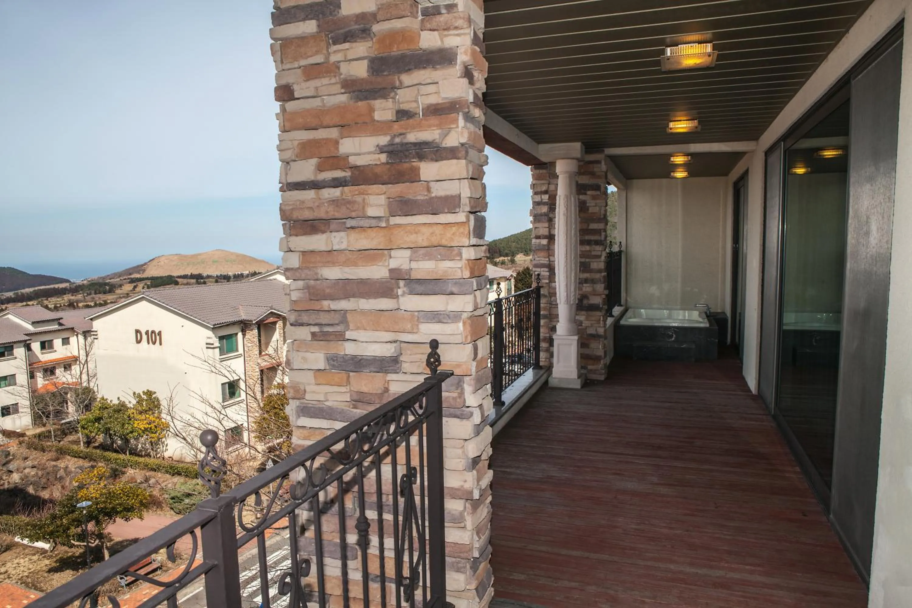 Balcony/Terrace in ArdenHill Resort & Golf