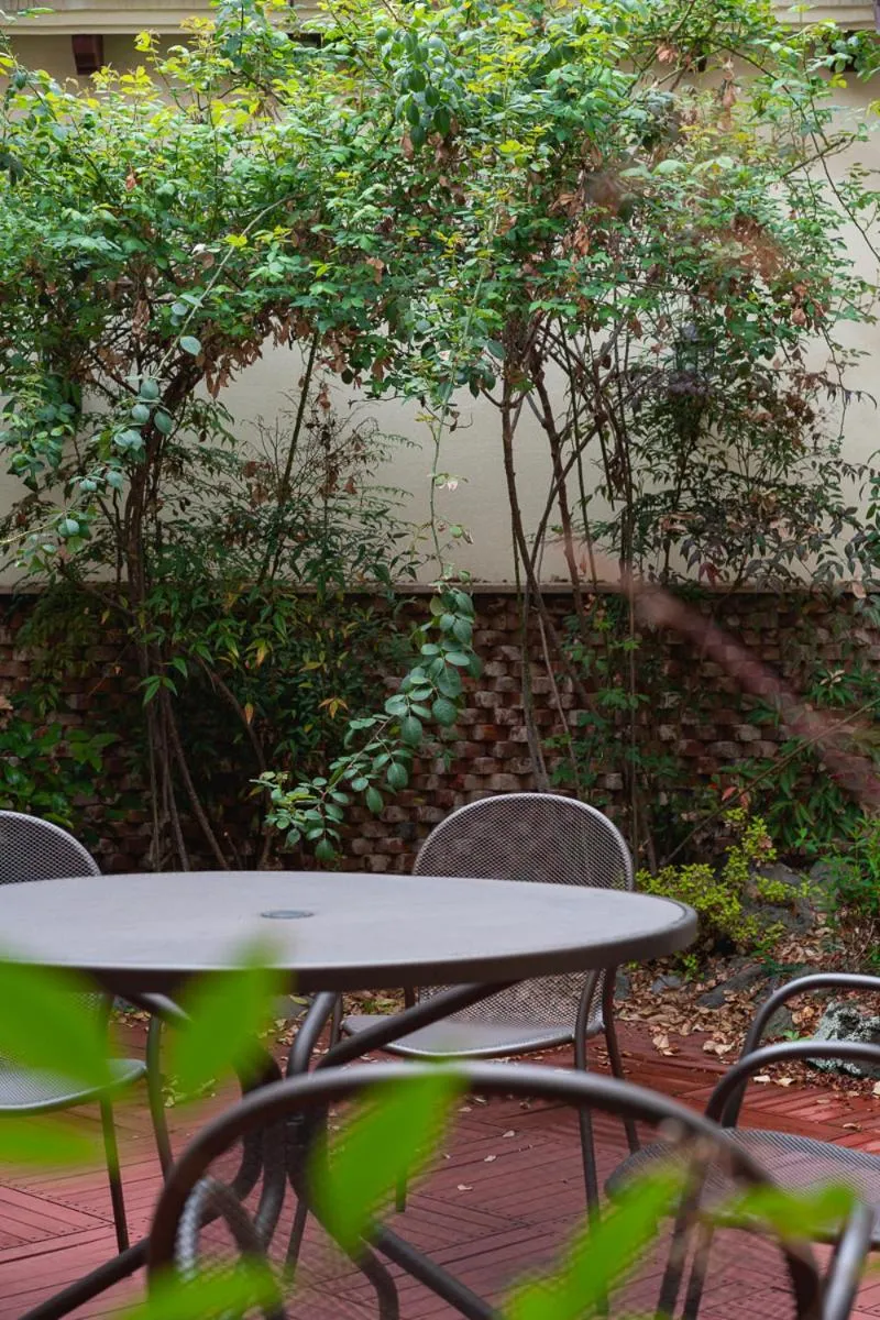 Garden in ArdenHill Resort & Golf