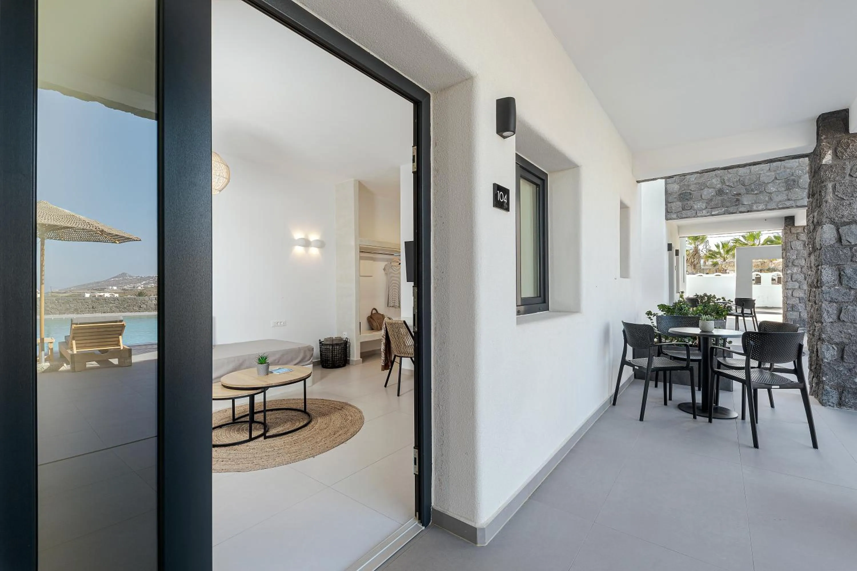 Balcony/Terrace in Onyx Hotel & Suites