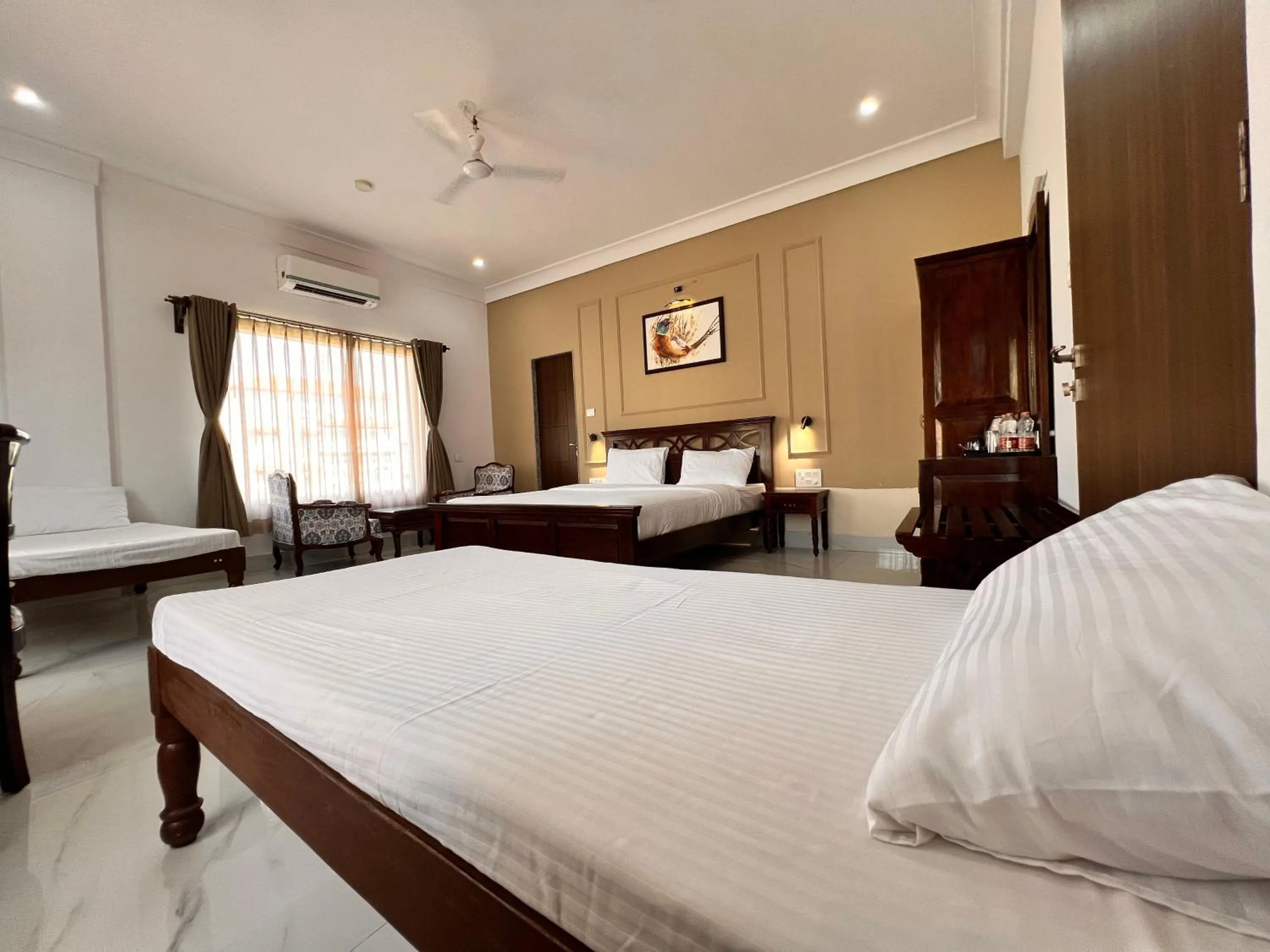 Bed in Revaas Lake View Boutique Stay