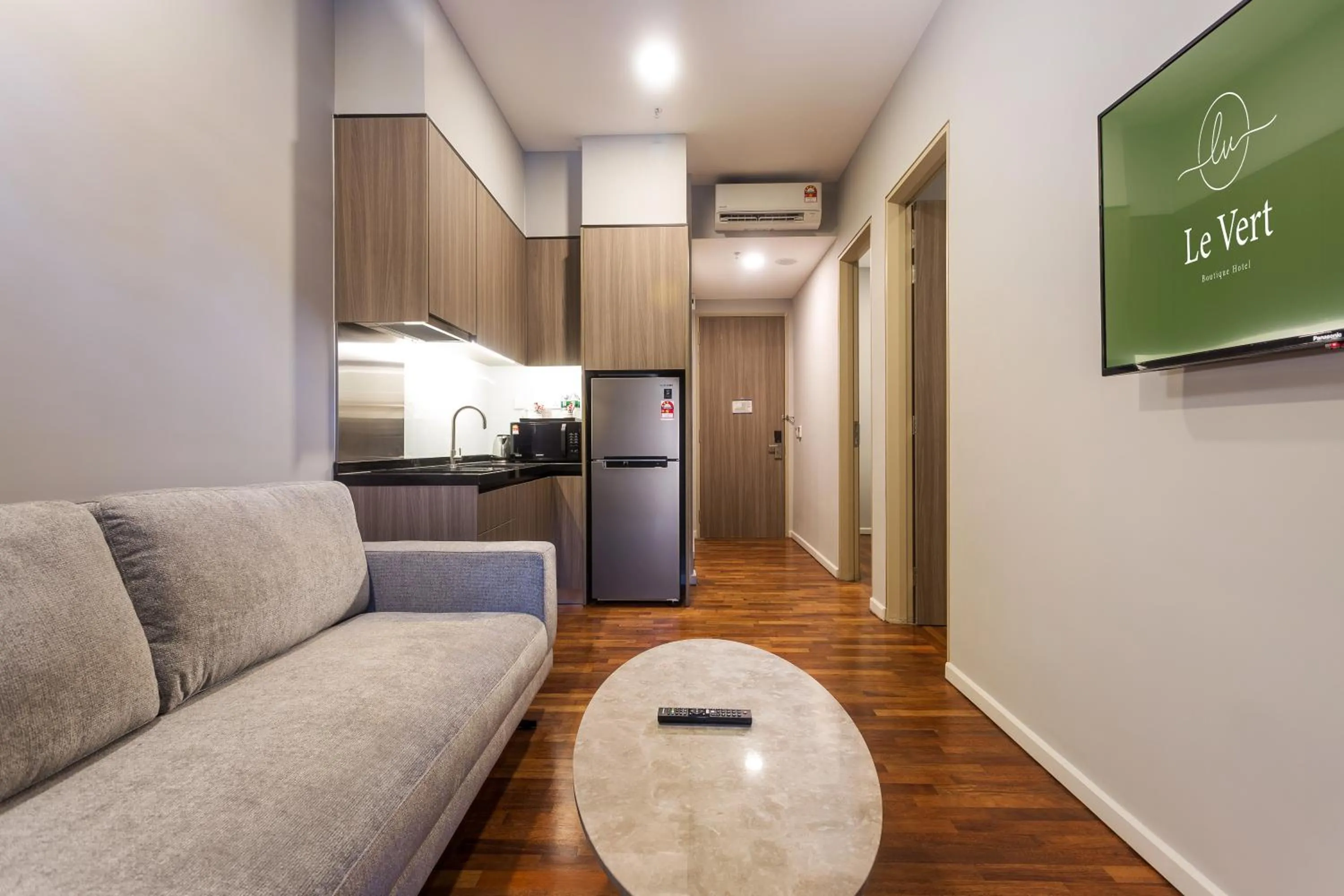 TV and multimedia in Le Vert Boutique Hotel