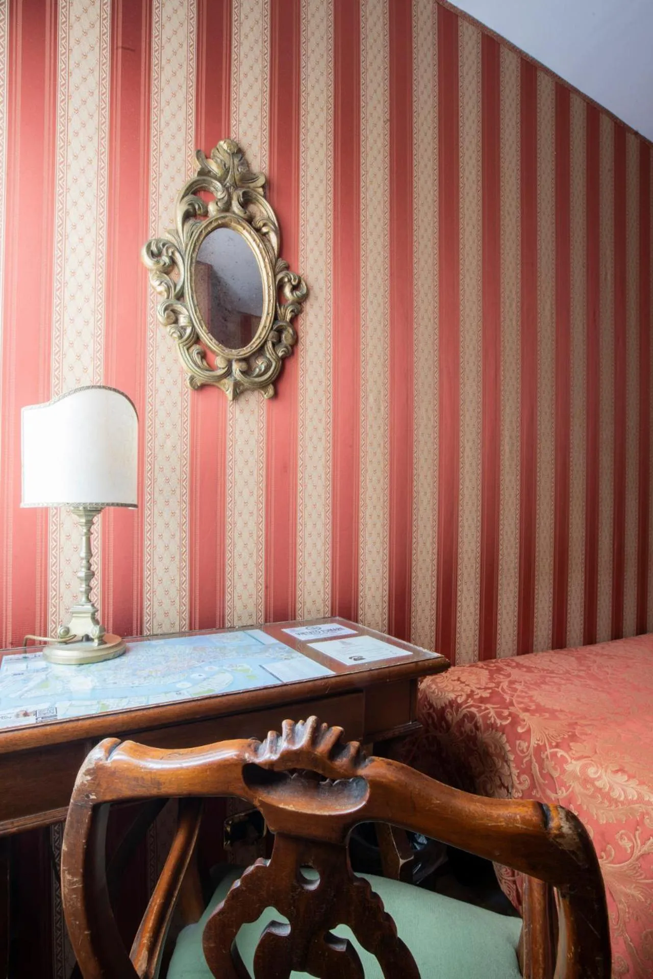 Bedroom in Hotel Ateneo