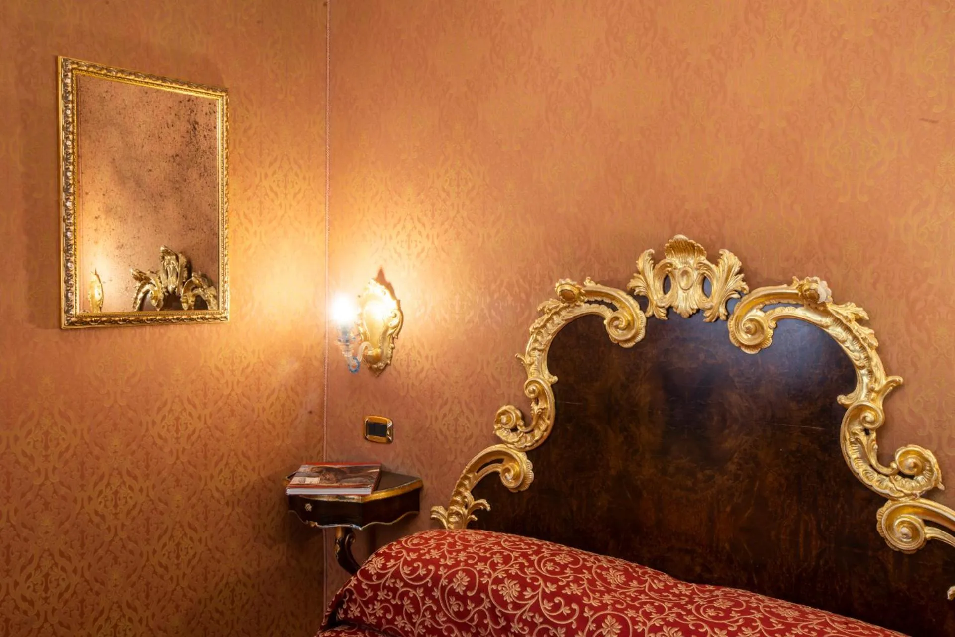 Decorative detail, Bed in Hotel Ateneo