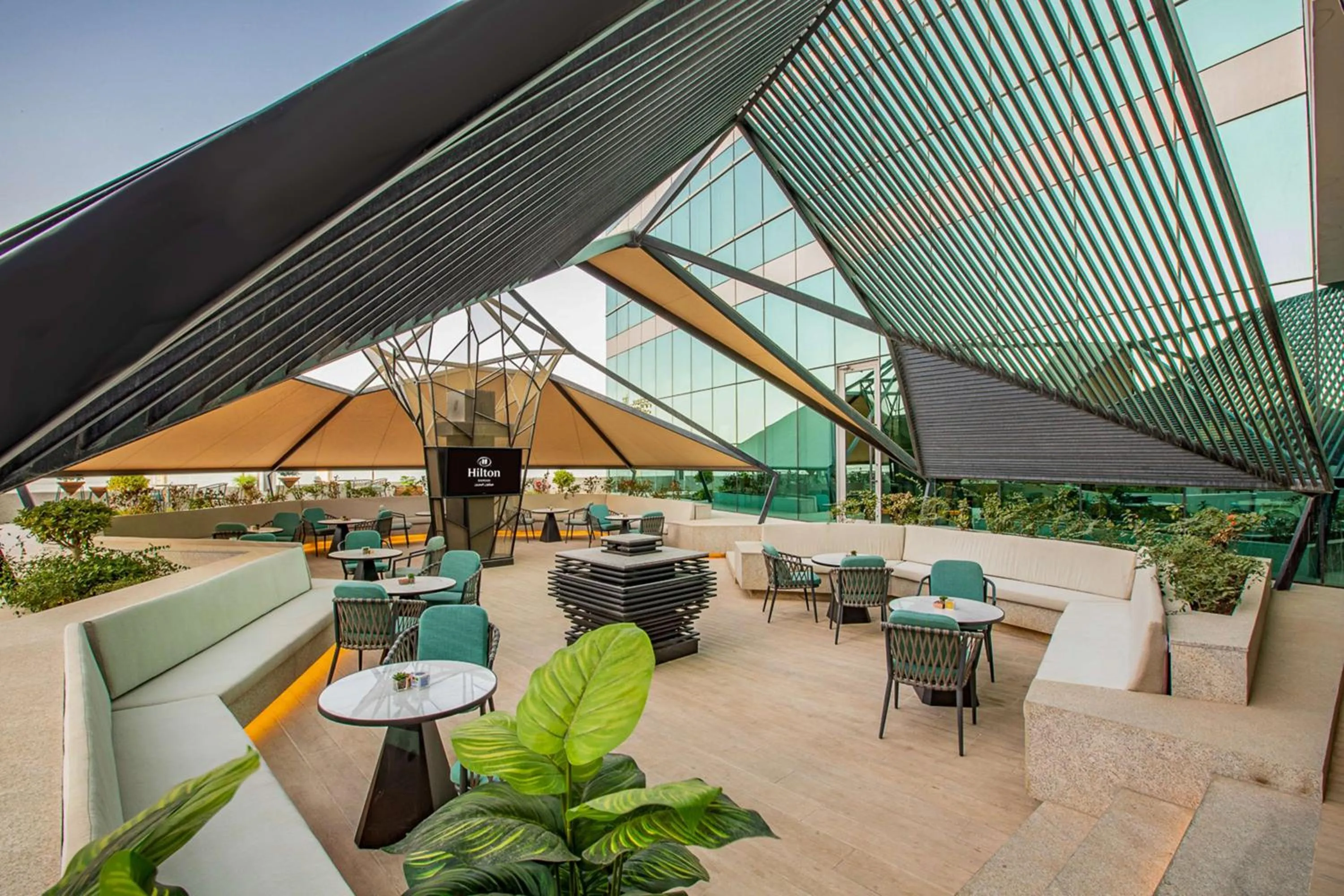 Restaurant/places to eat in Hilton Bahrain