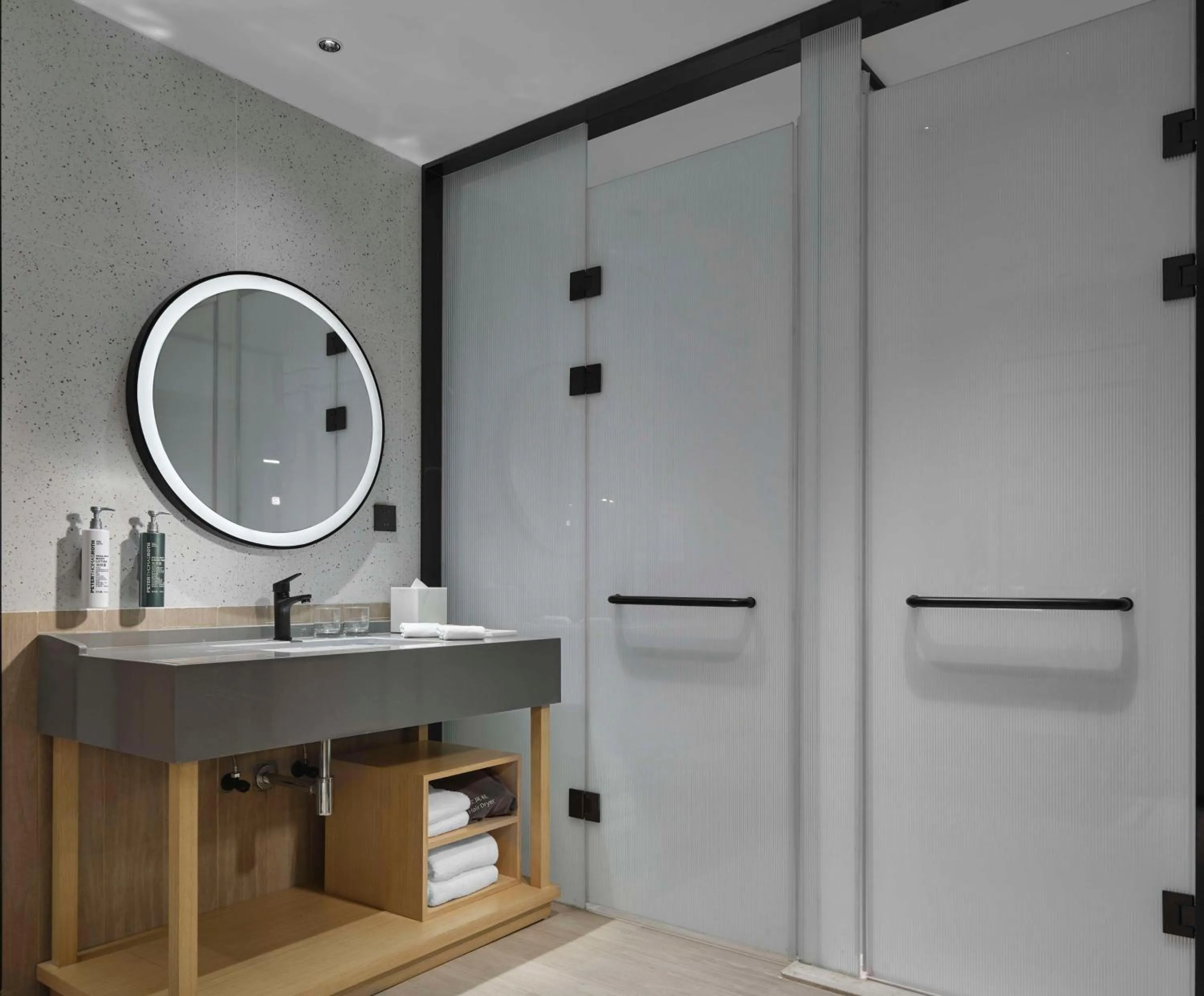 Bathroom in Hilton Garden Inn Tianjin Huayuan