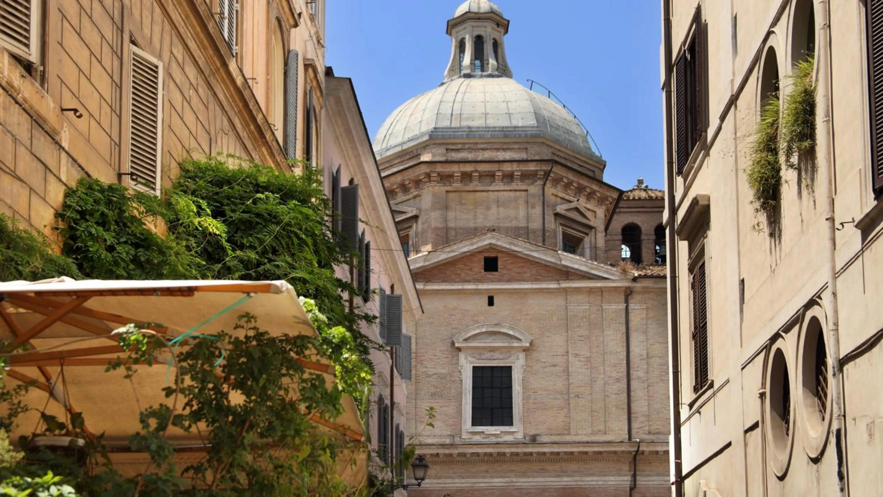 Street view in Hotel Grifo