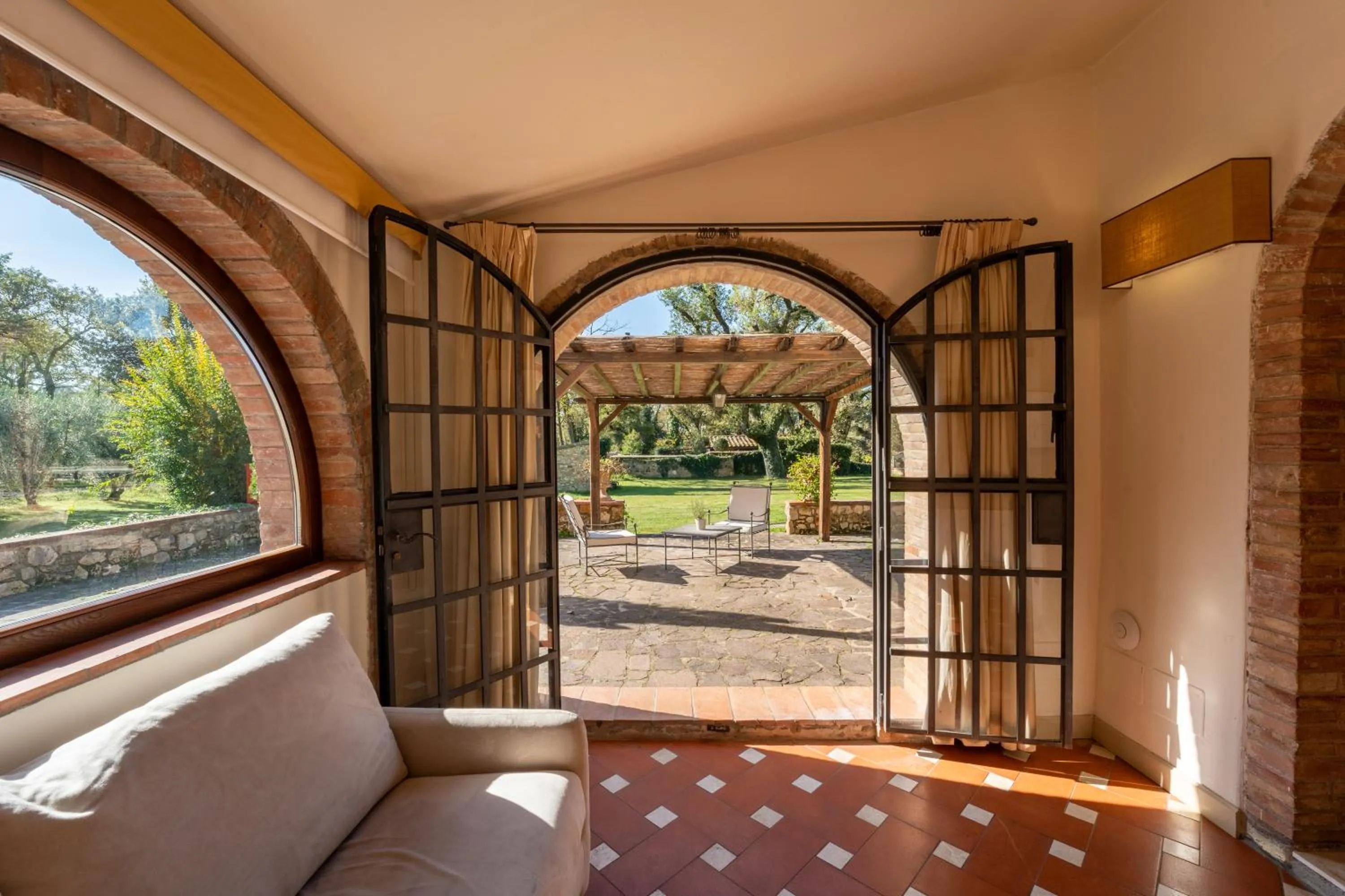Balcony/Terrace in Borgo San Luigi
