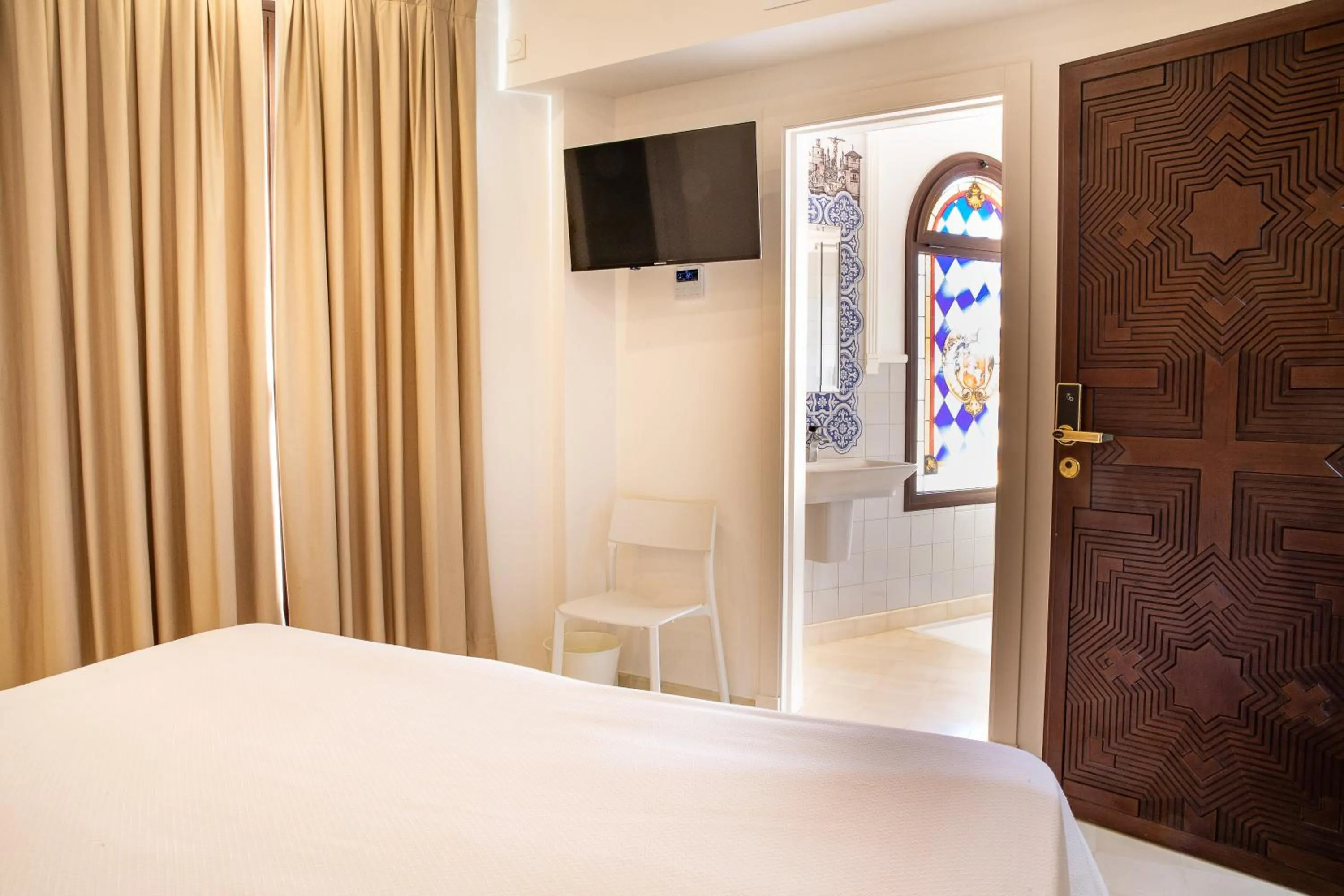 Bedroom, Bed in Posada Boutique El Gallo Morón