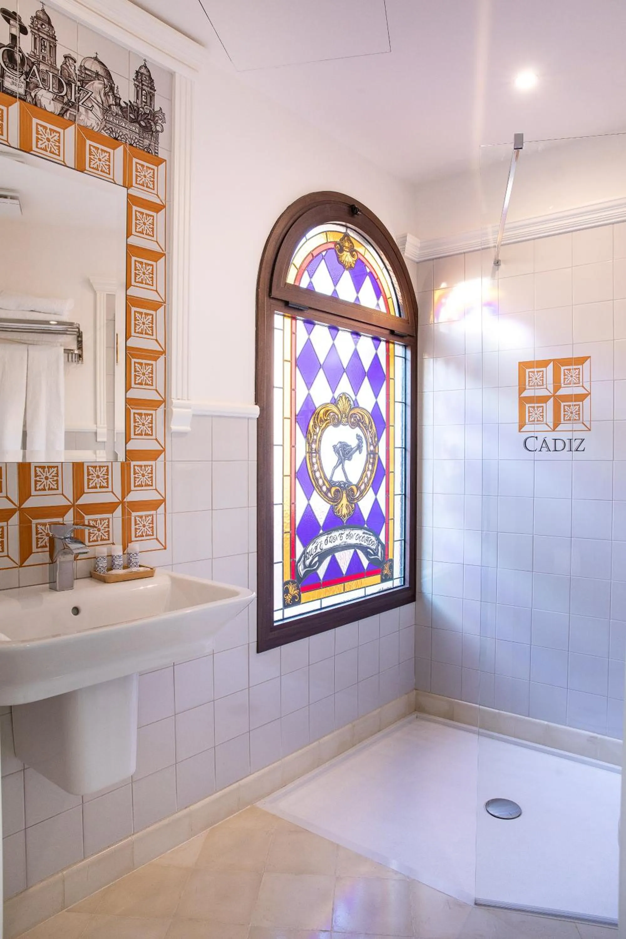 Bathroom in Posada Boutique El Gallo Morón