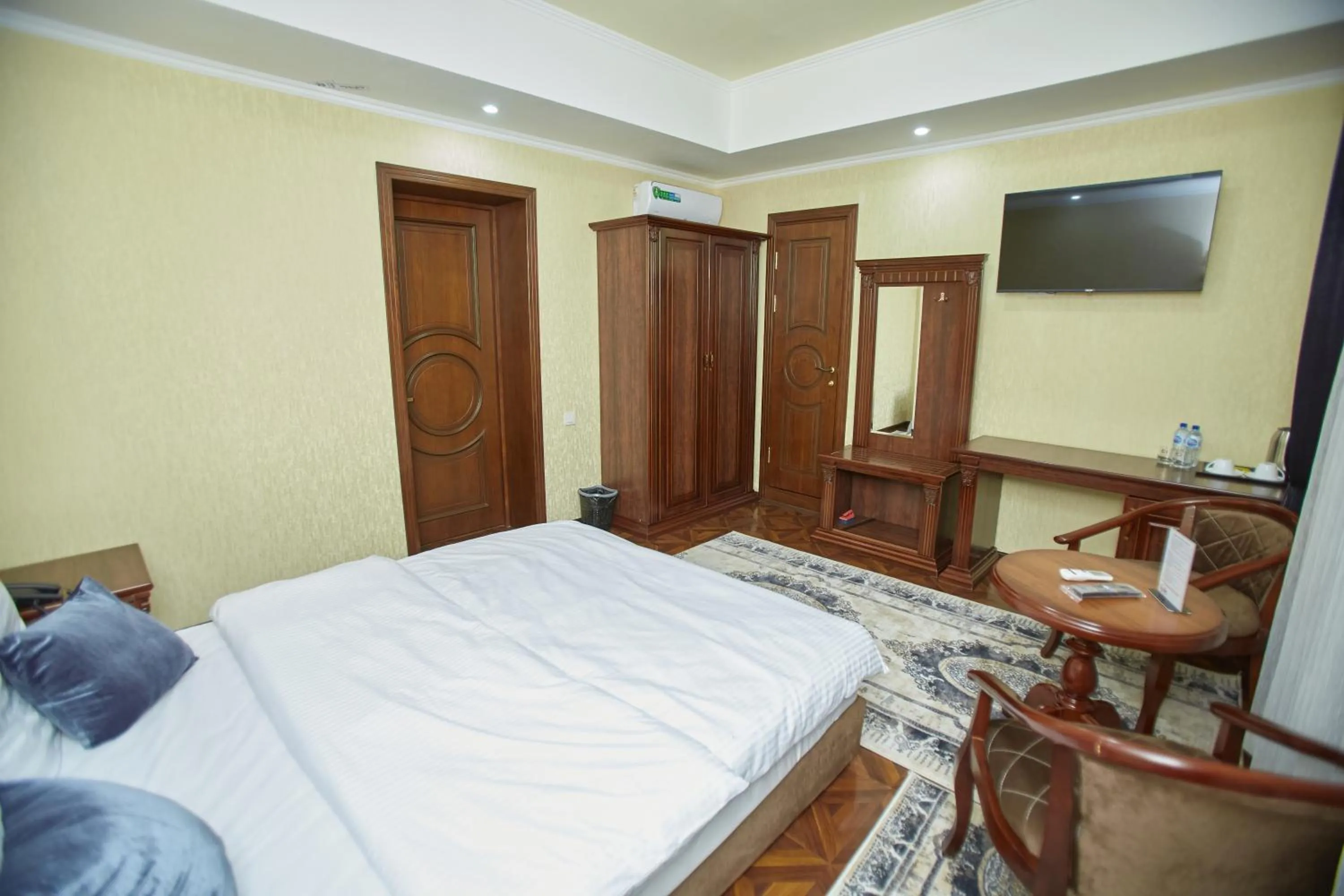 Bed in Shahdil Hotel and Spa