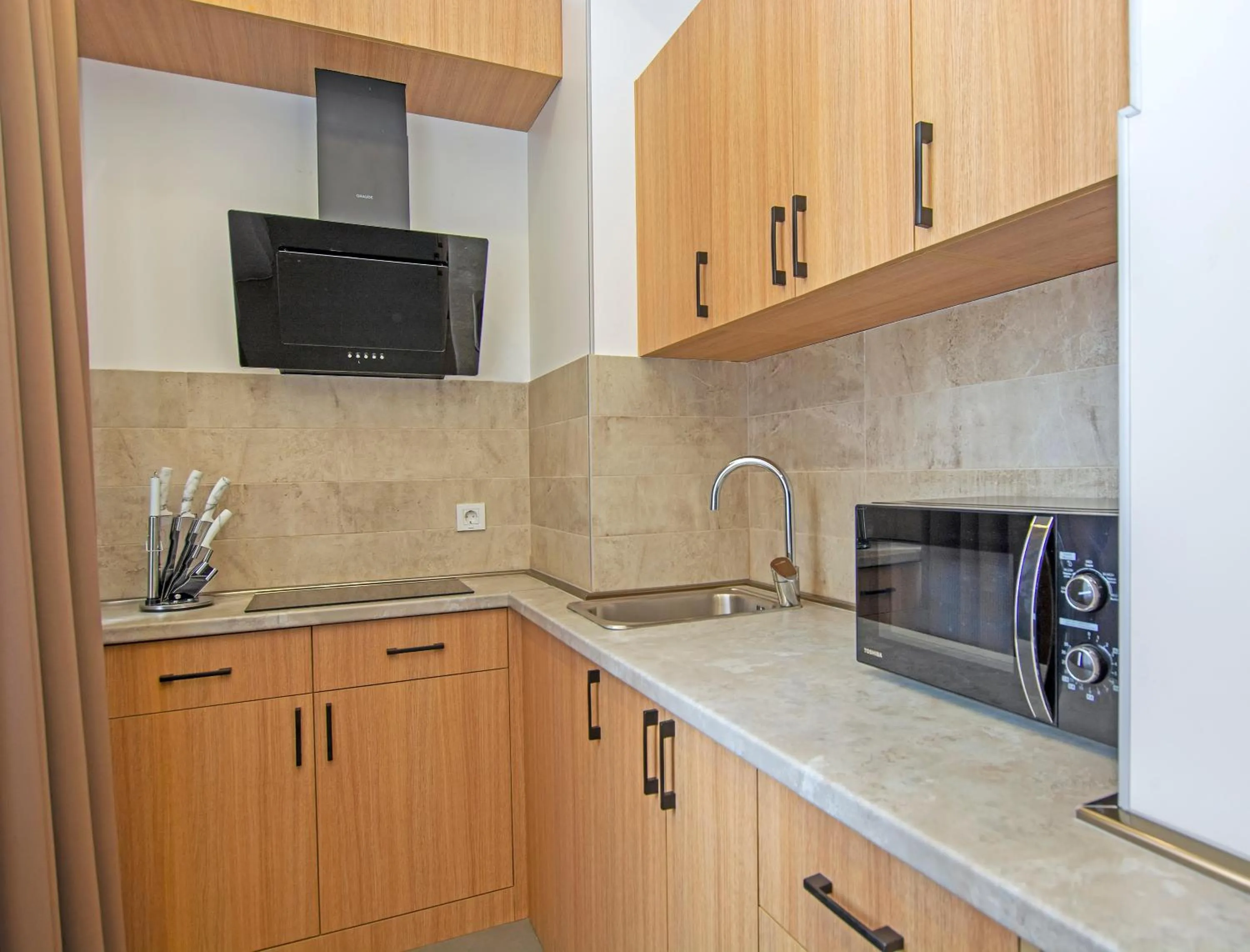 Kitchen or kitchenette in Cartez by Horizon Hotels, Yerevan