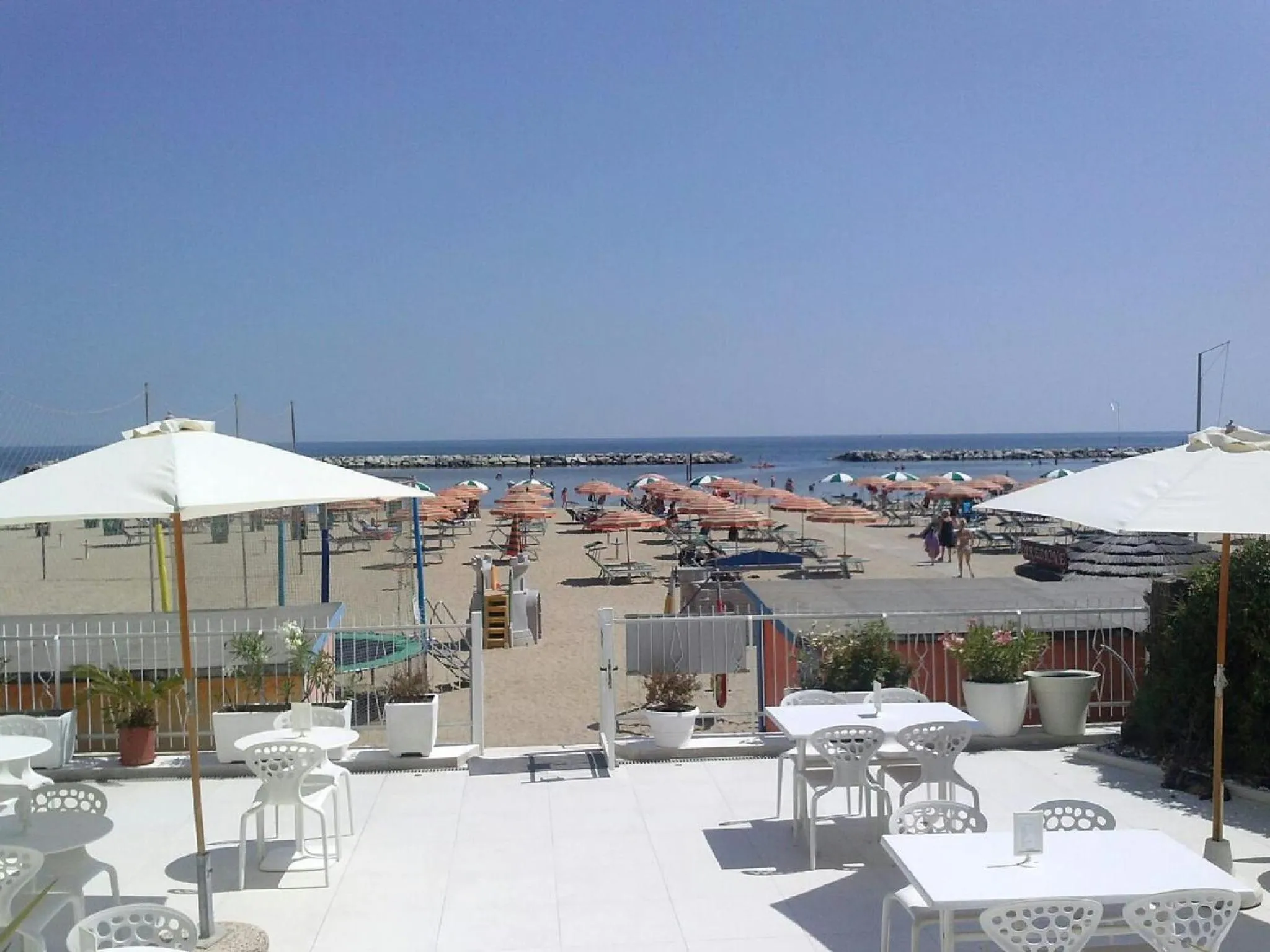 Restaurant/places to eat in Riviera Mare Beach Life Hotel