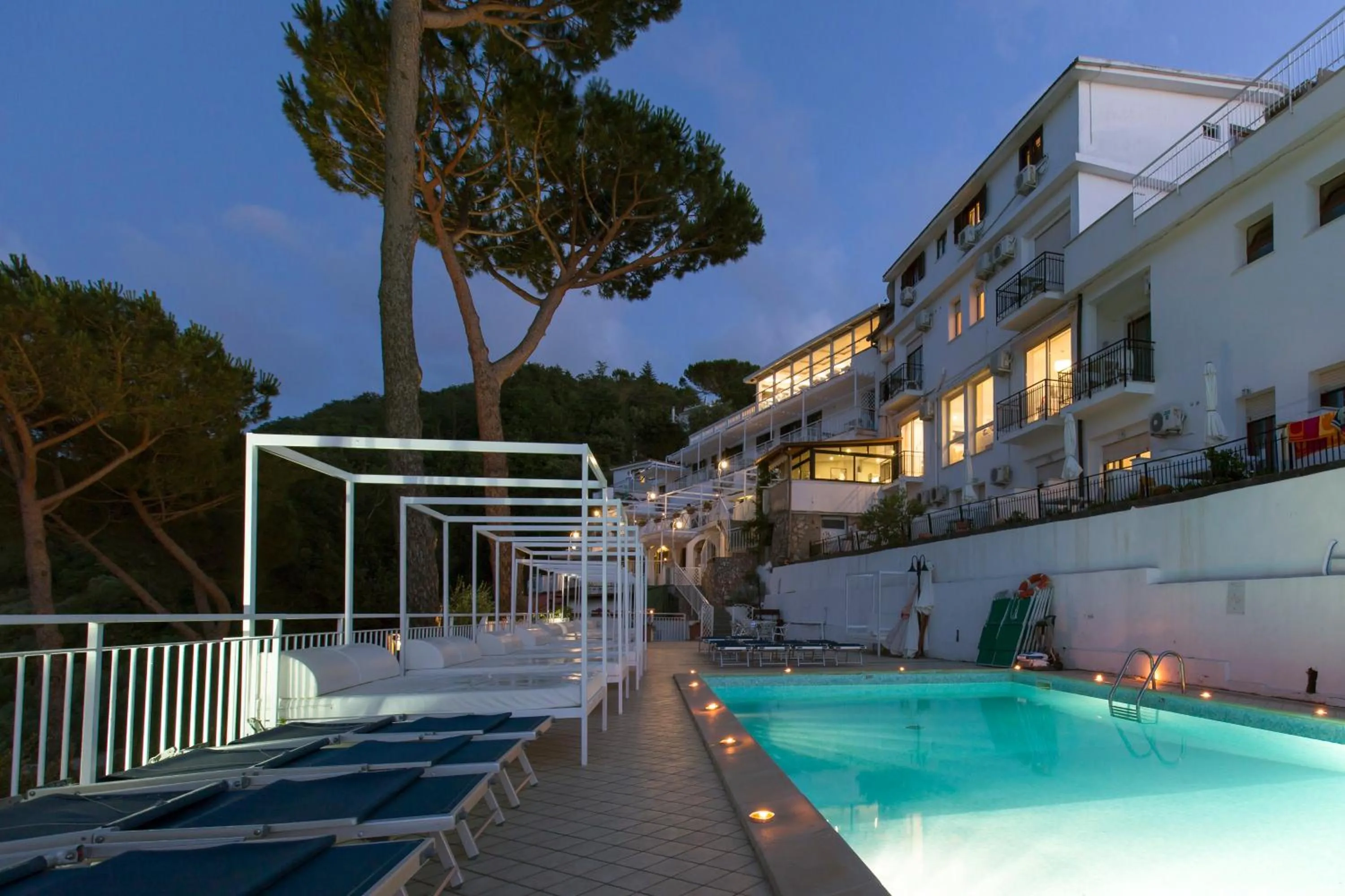 Pool view in Residence Le Terrazze