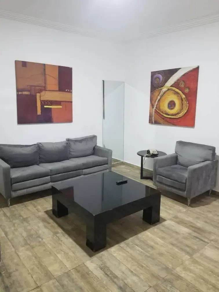 Executive Suite in Ellyxville Hotel Executive Suite in Ellyxville Hotel