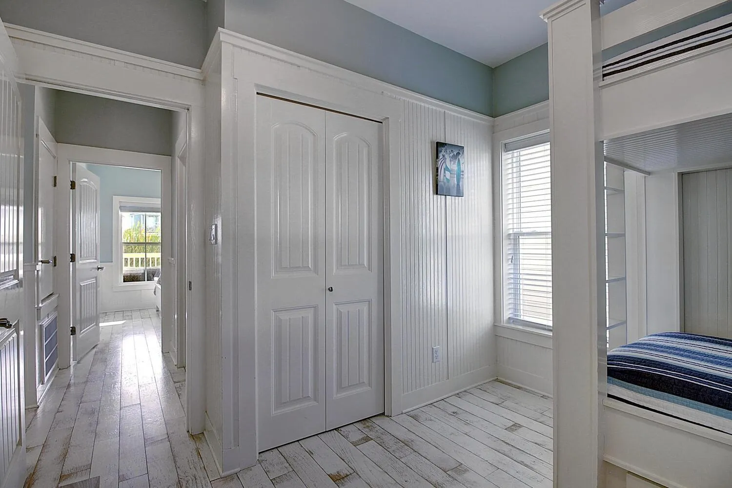 Other, Bed in Coastal Hideaway 230 BE