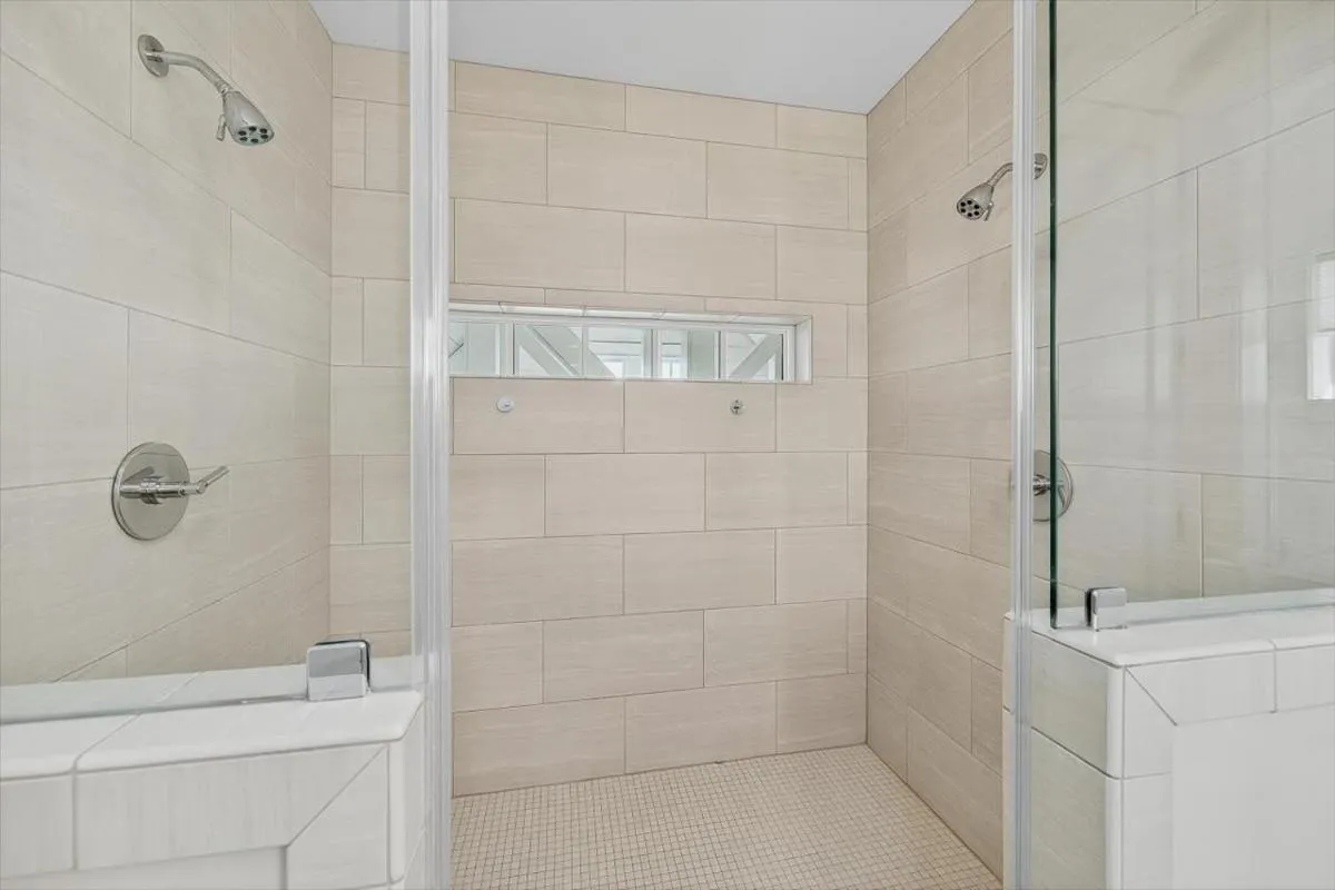 Other in La Ola 261 BE