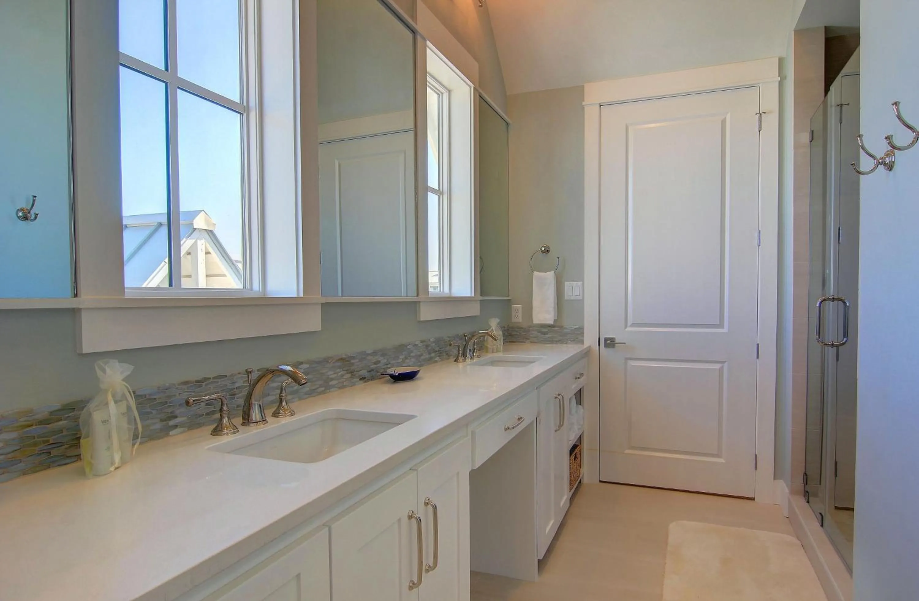 Other in Salt and Light 192 RO