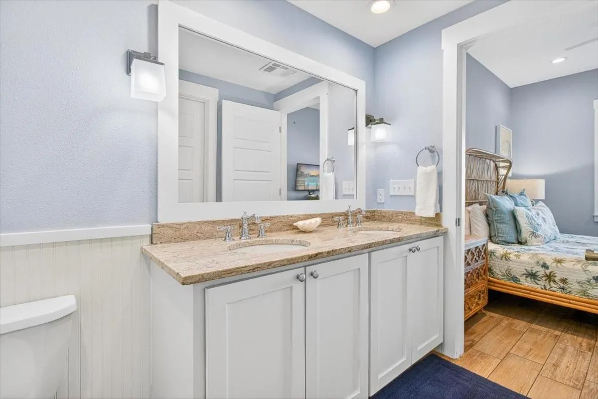 Other, Bed in Saltwater Cove TC 2103