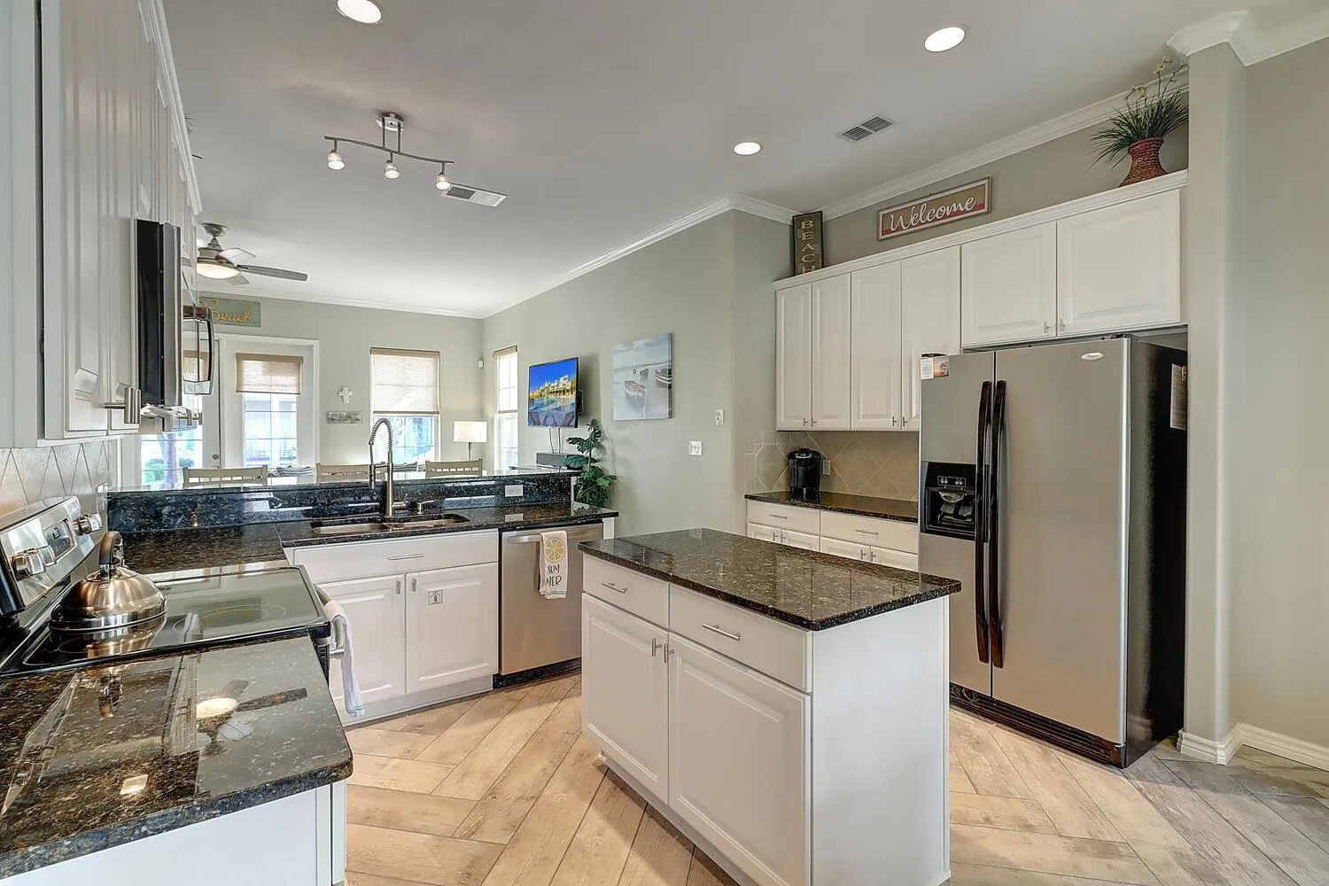 Other in Sand Dollar 140 BE