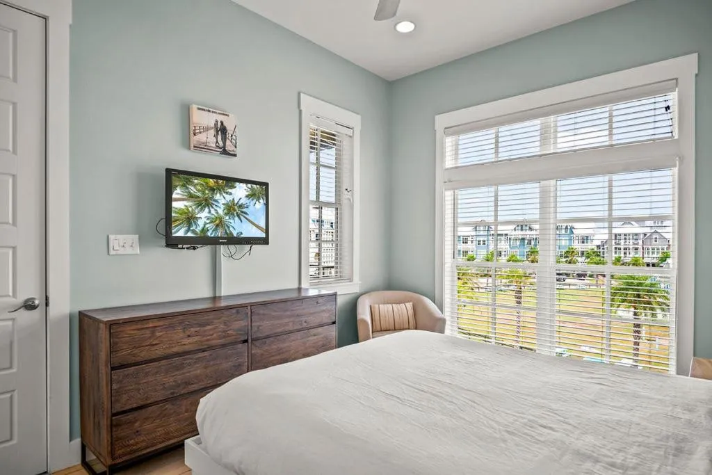 Other, Bed in Sand Point TC 3303