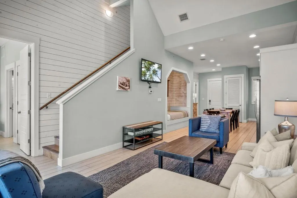 Other in Sand Point TC 3303