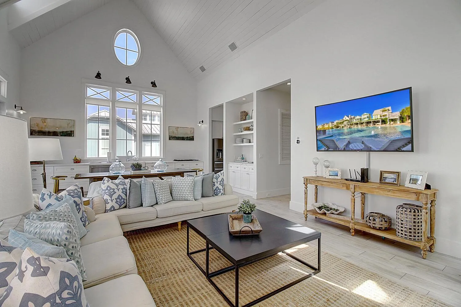 Other in Southern Charm 259 BE