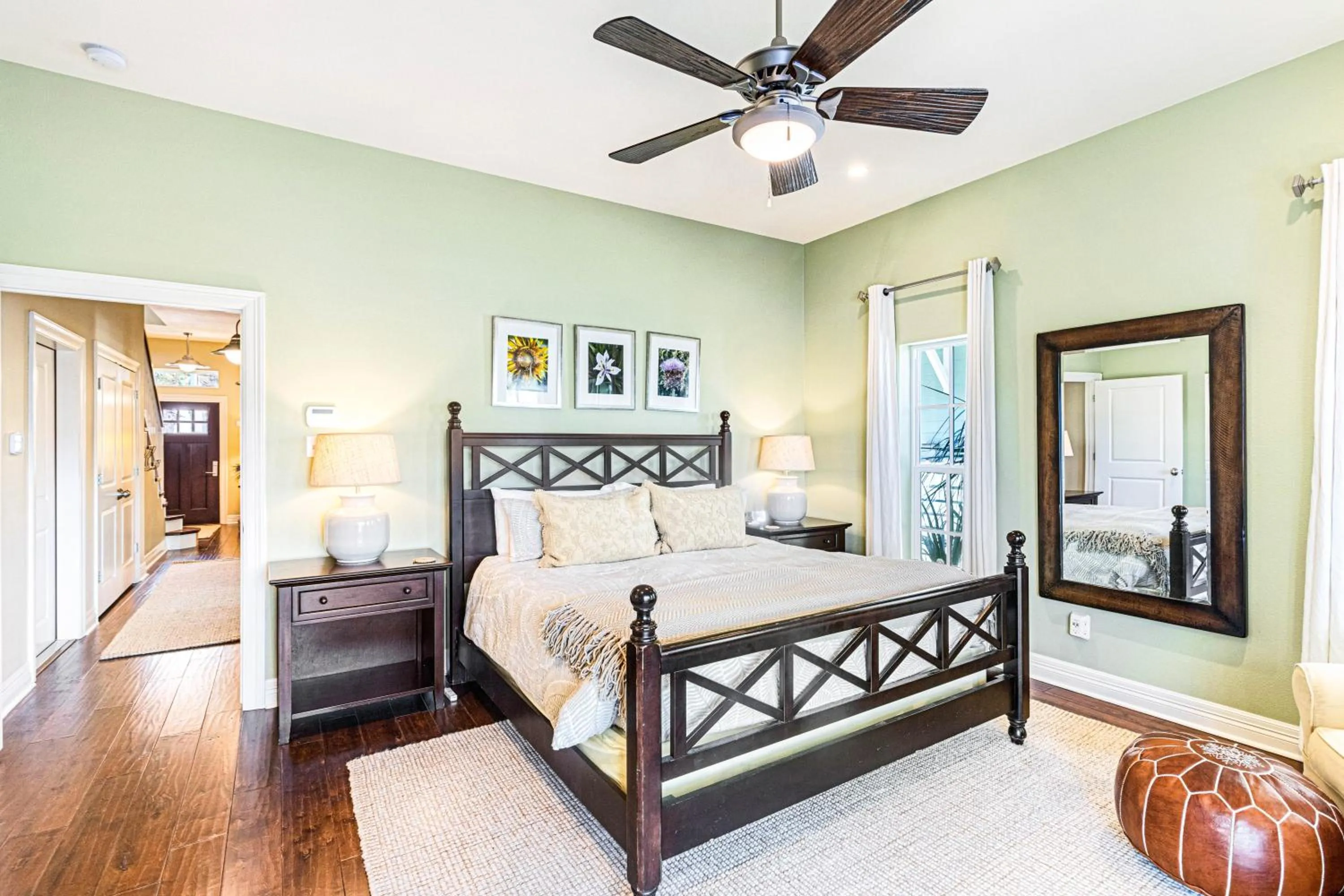 Other, Bed in The Sunflower 163 BE