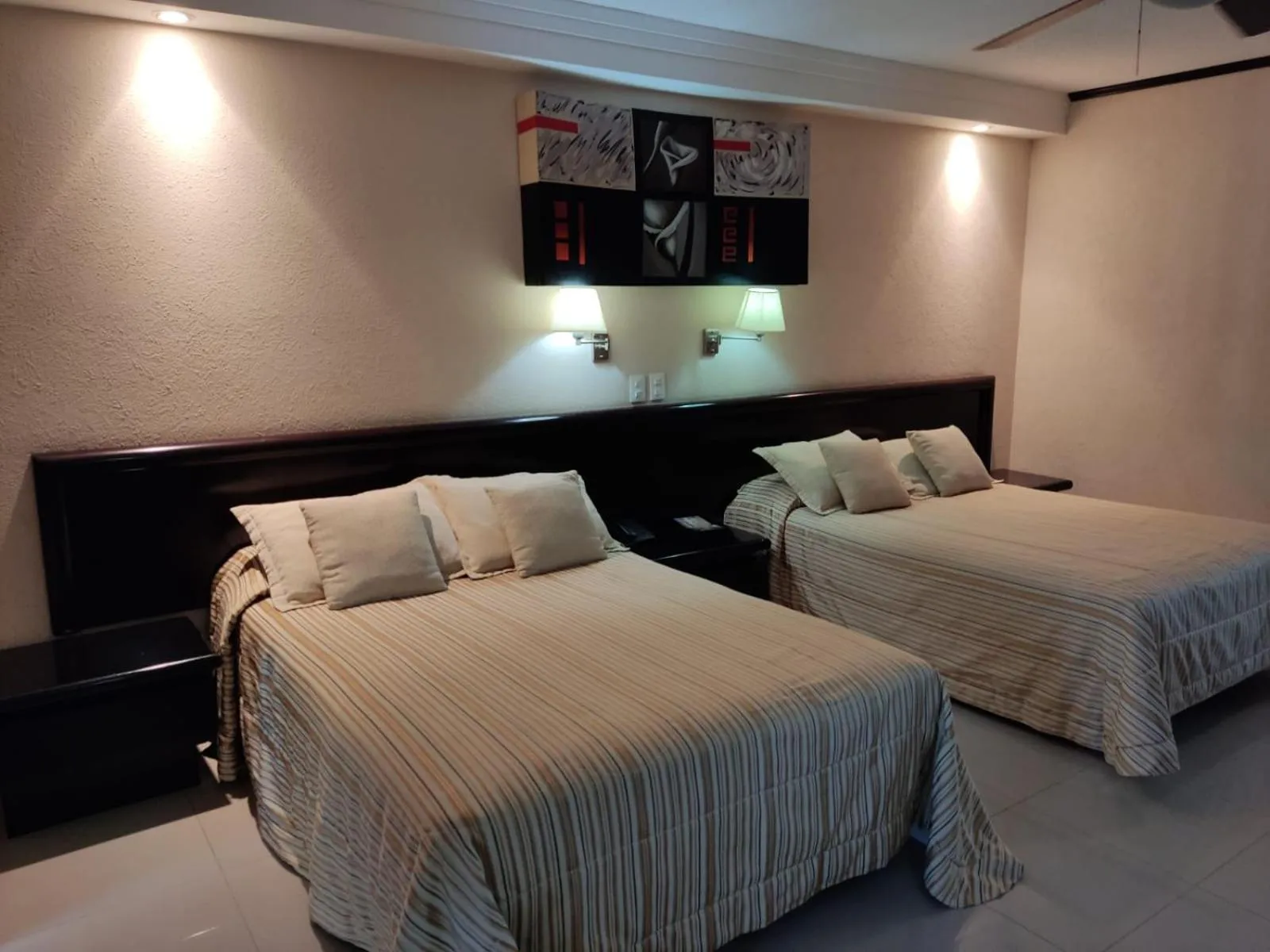 Bed in Hotel Mary Celaya