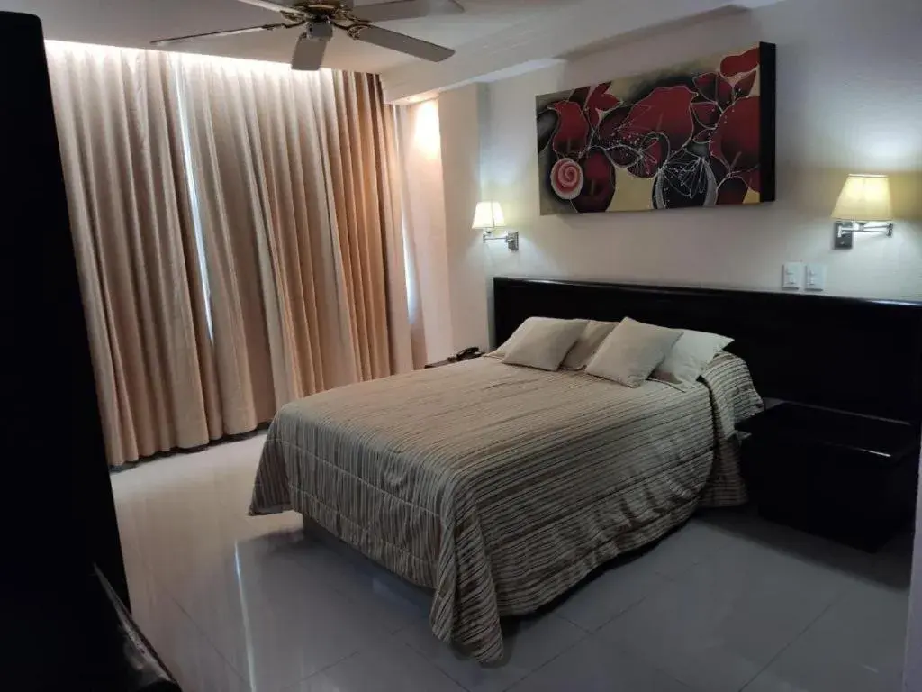 Deluxe Room in Hotel Mary Celaya Deluxe Room in Hotel Mary Celaya