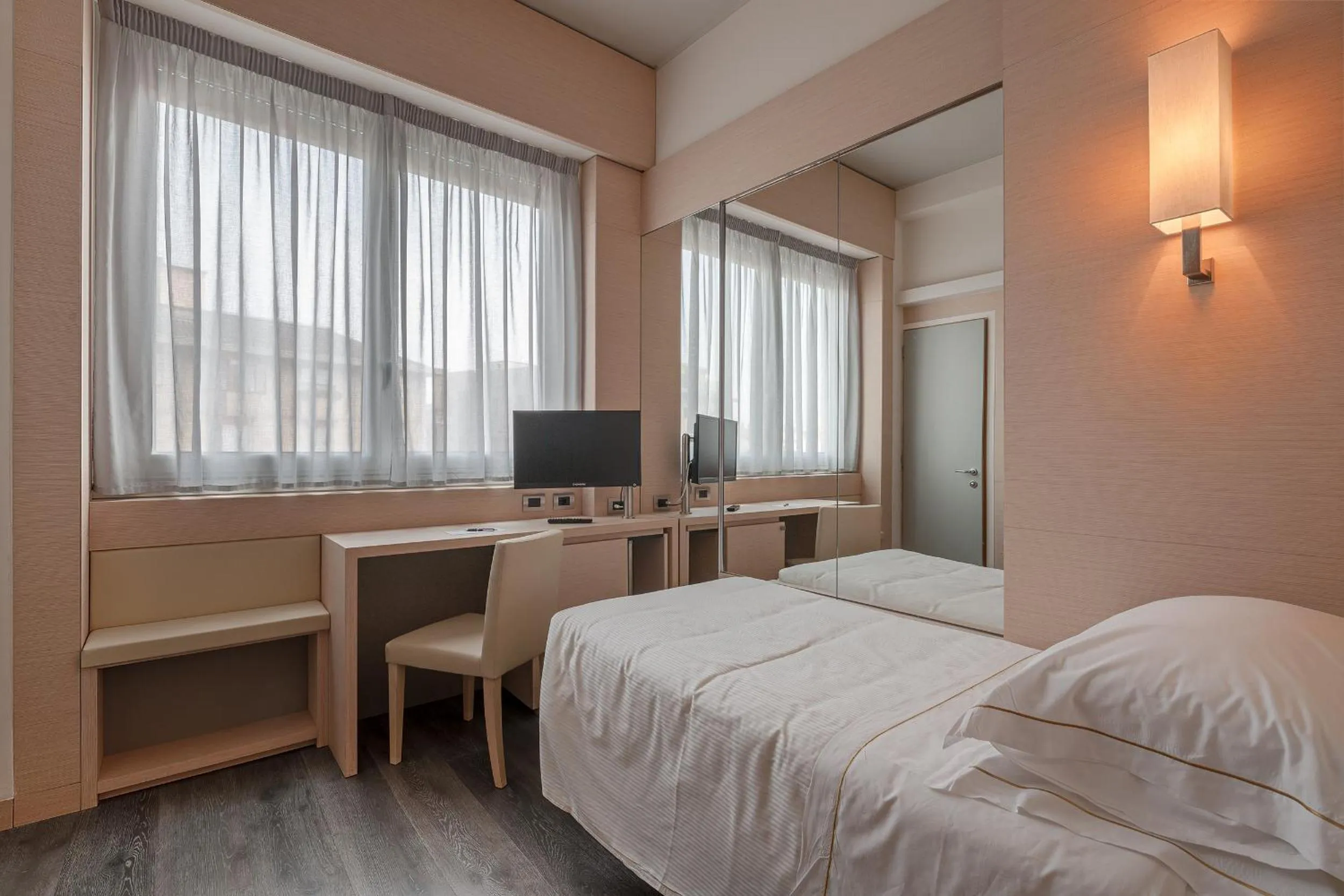 Photo of the whole room, Bed in Hotel Ariston