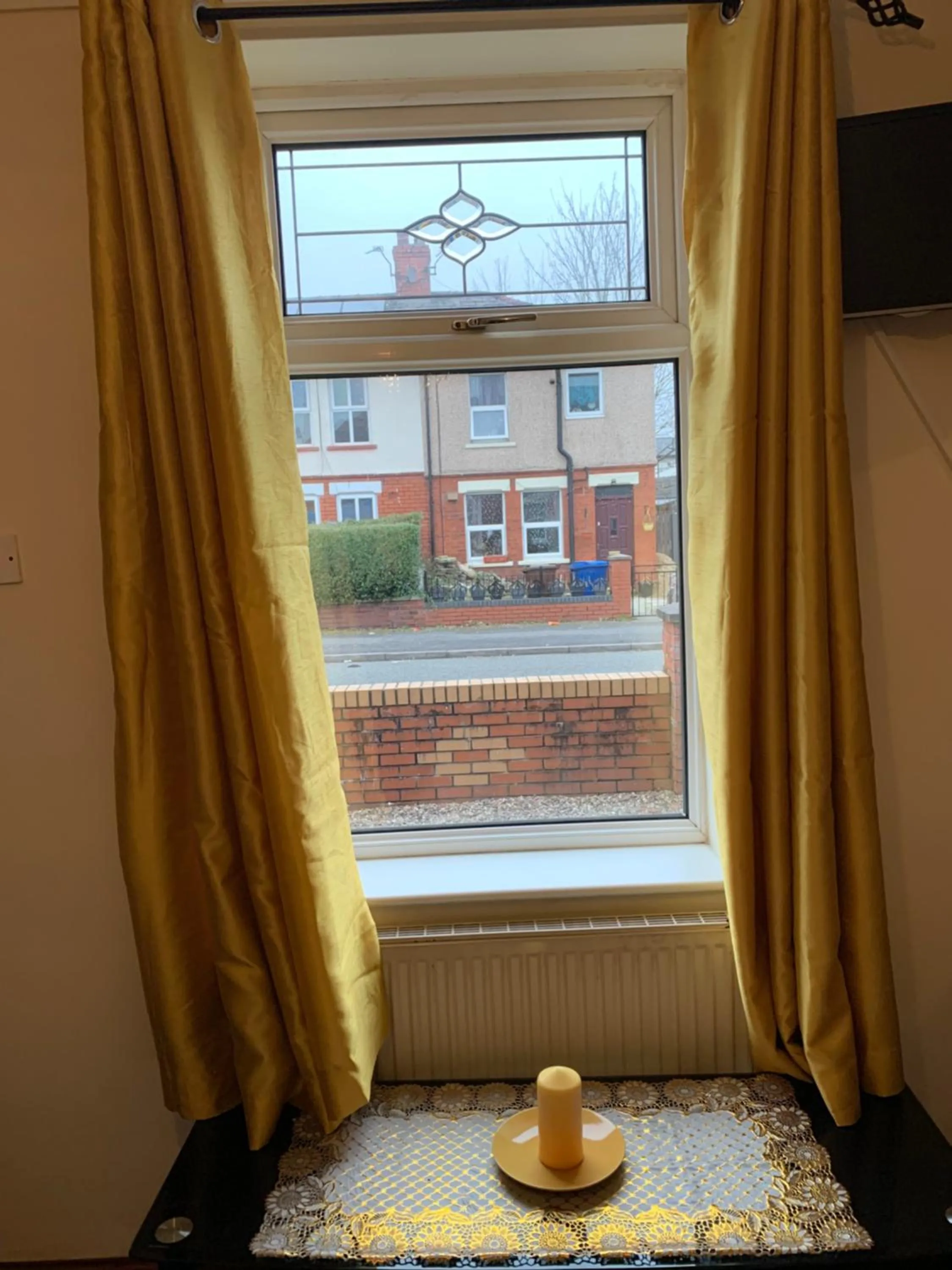 Busy Bee - Guest House - Self Service